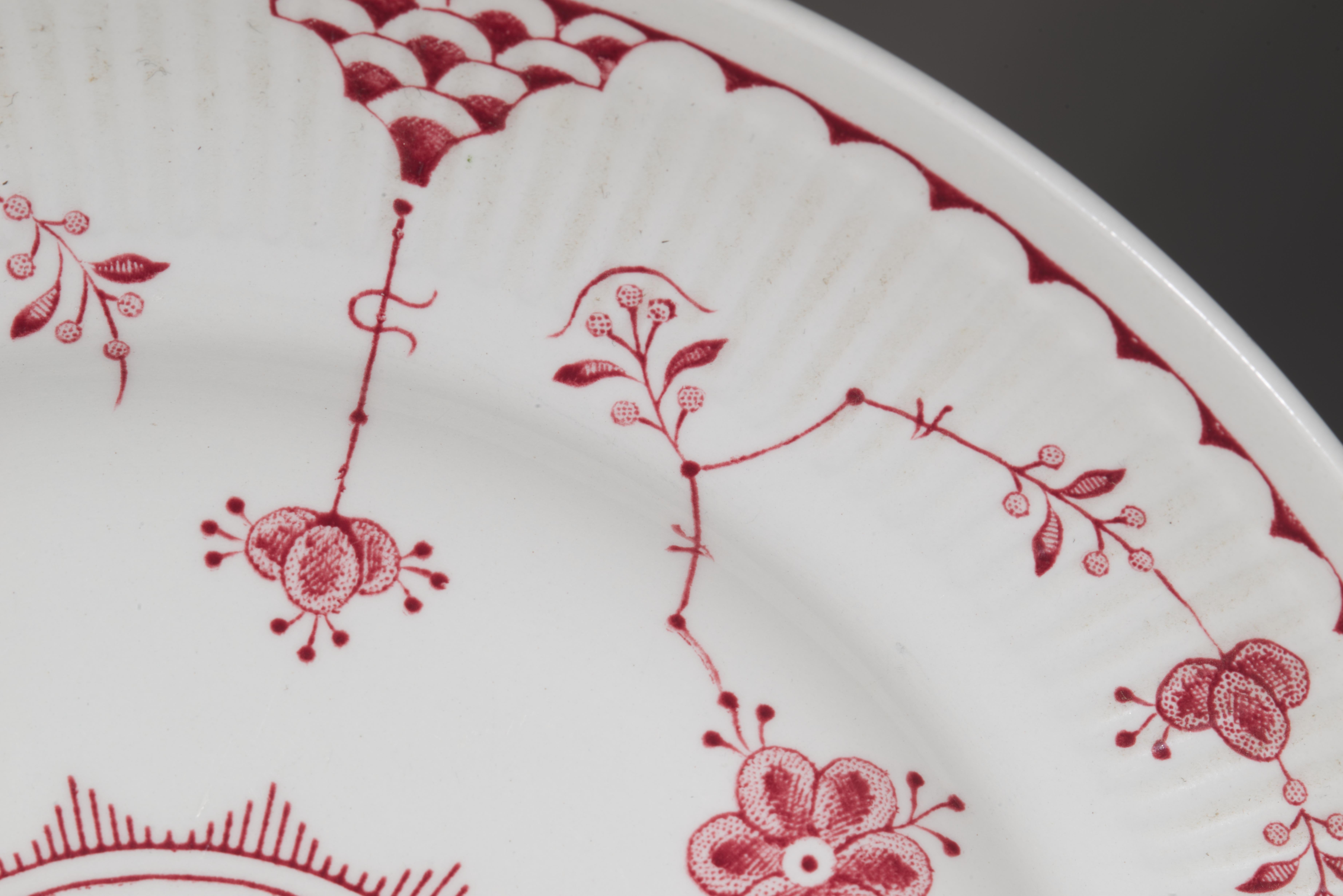 Ceramic Vintage Set of 6 Furnivals England Salad Plates Red Denmark Pattern For Sale