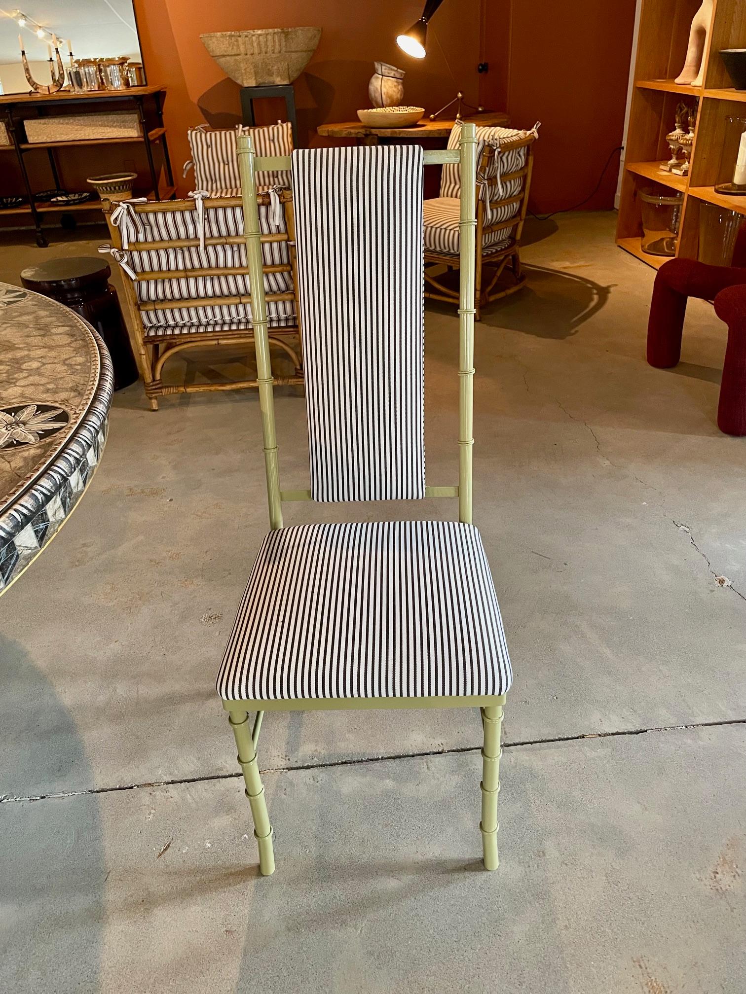 Mid Century set of 6 Powder-Coated Metal and Upholstered Dining Chairs. For Sale 2