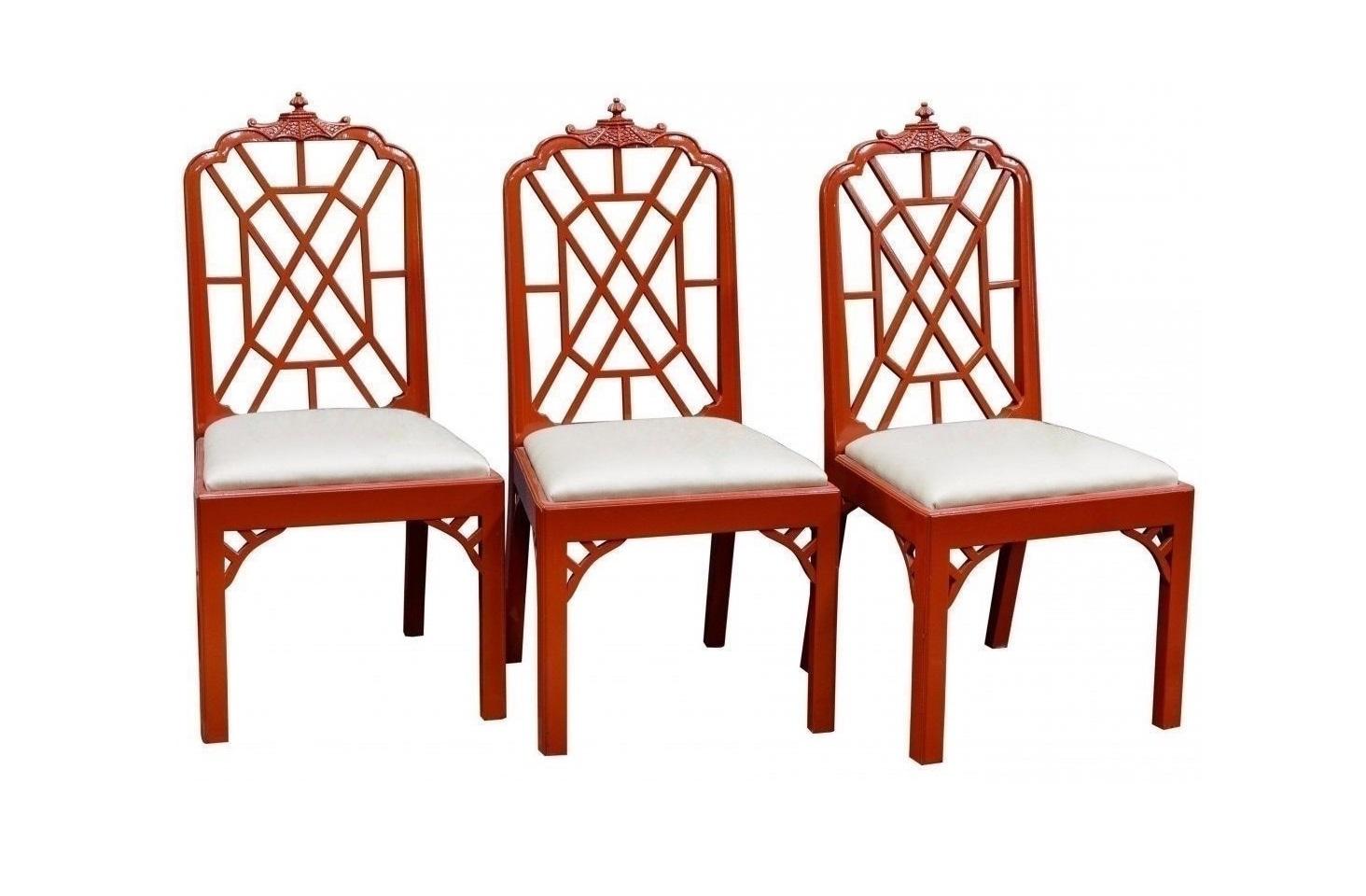 Hollywood Regency Vintage Set of 6 Newly Lacquered Pagoda Chinese Chippendale Dining Chairs For Sale