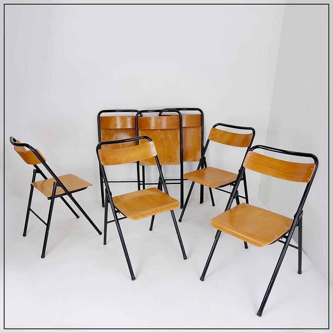 Vintage Set of 7 folding chair in metal and wood - 1960s For Sale 10