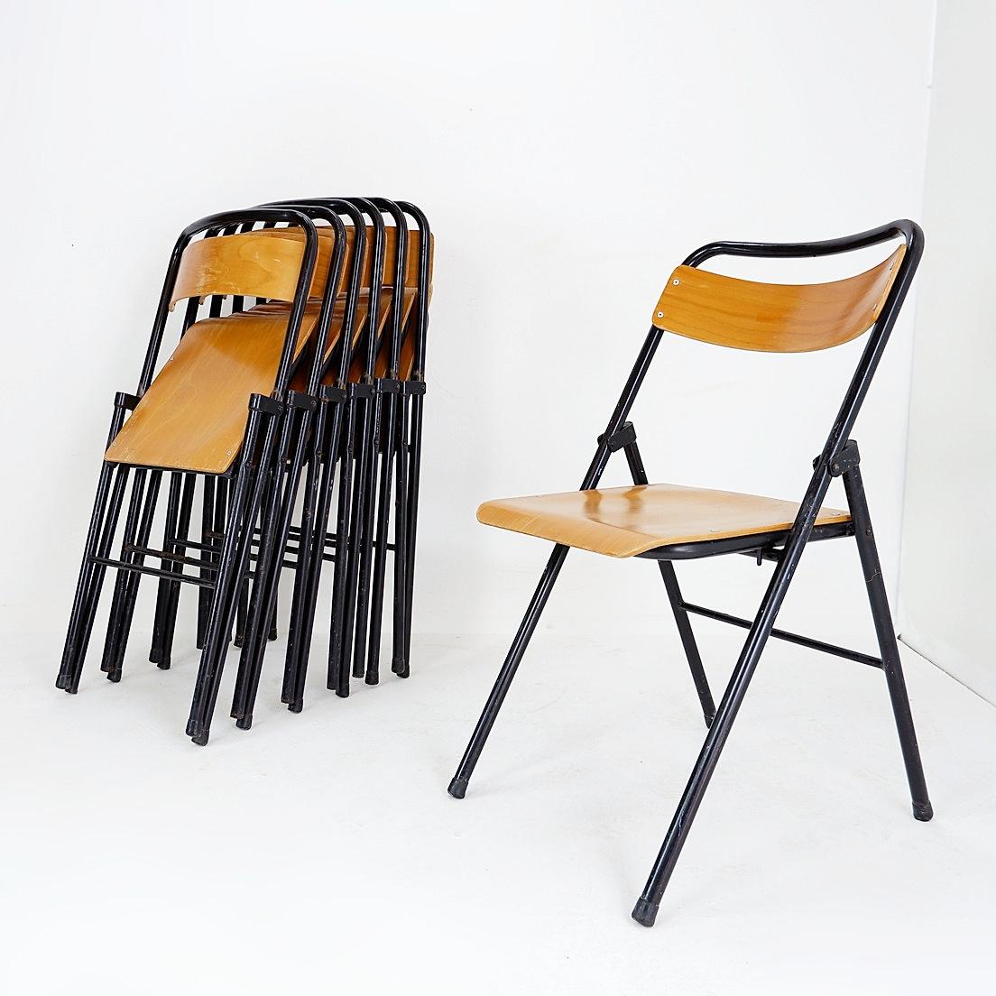 Vintage Set of 7 folding chair in metal and wood - 1960s For Sale 3