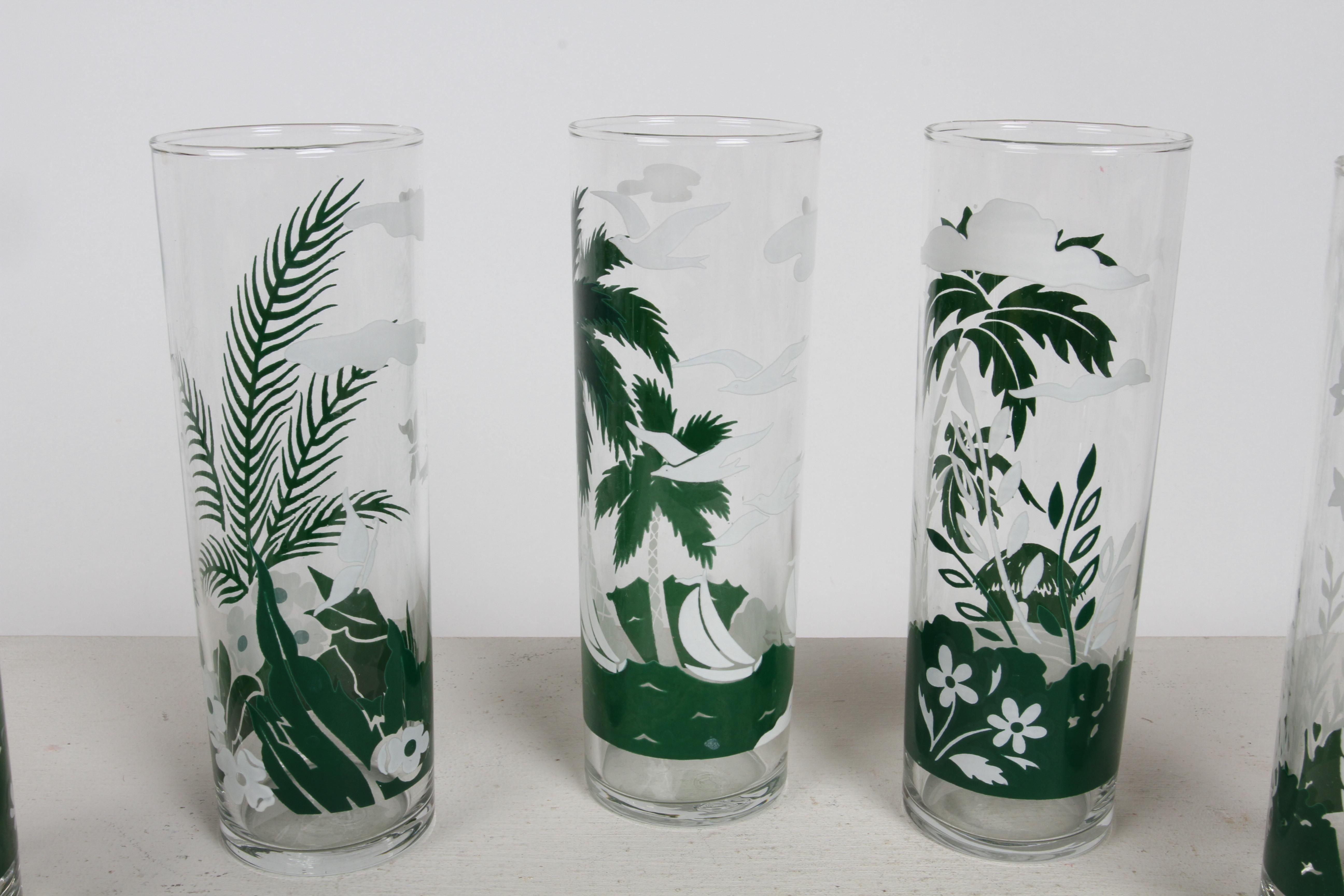Américain Ensemble vintage de 7 verres hauts Libbey Tom Collins sur le thème des îles tropicales et des palmiers en vente