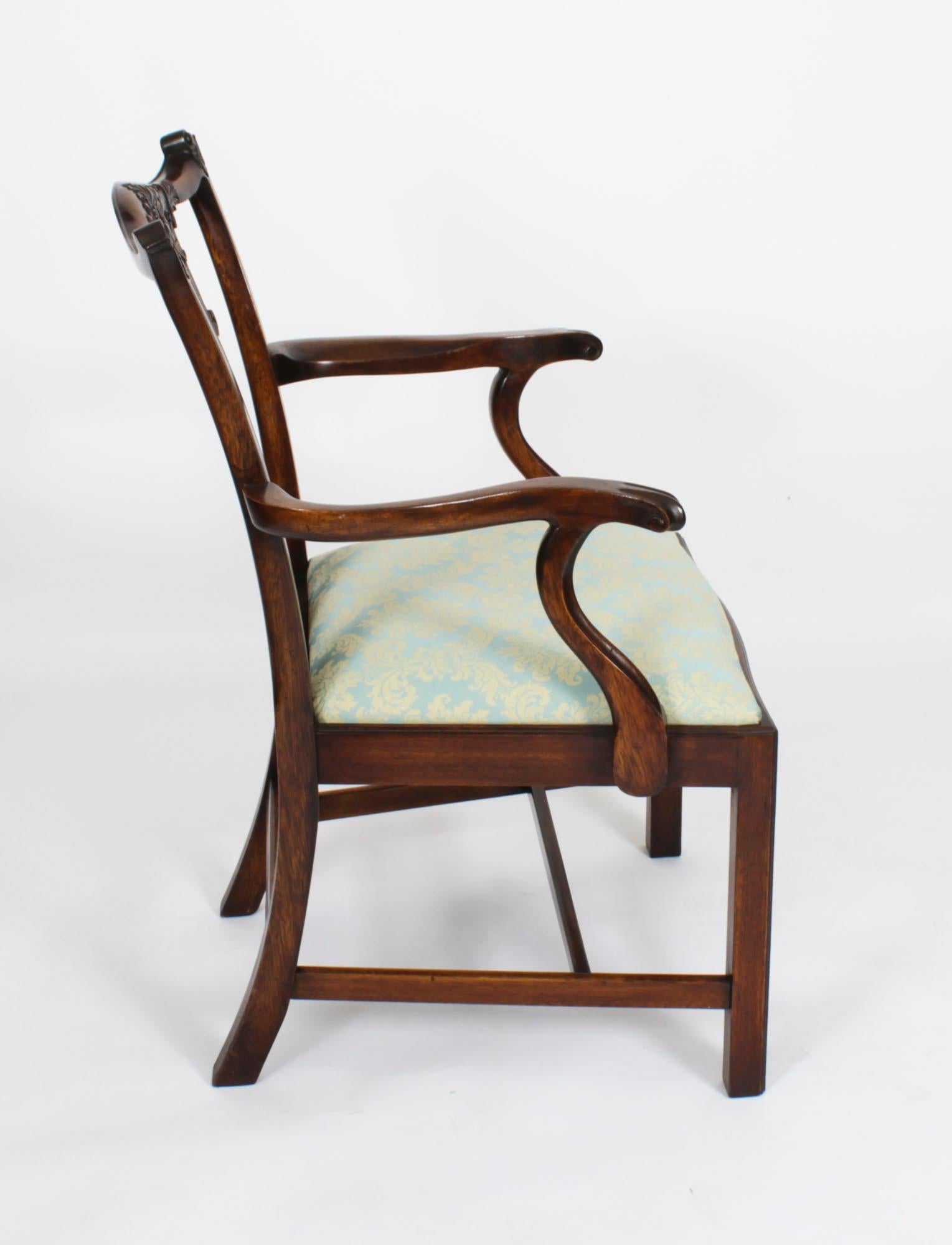 Ensemble vintage de 8 fauteuils néo- Chippendale 20ème siècle en vente 7