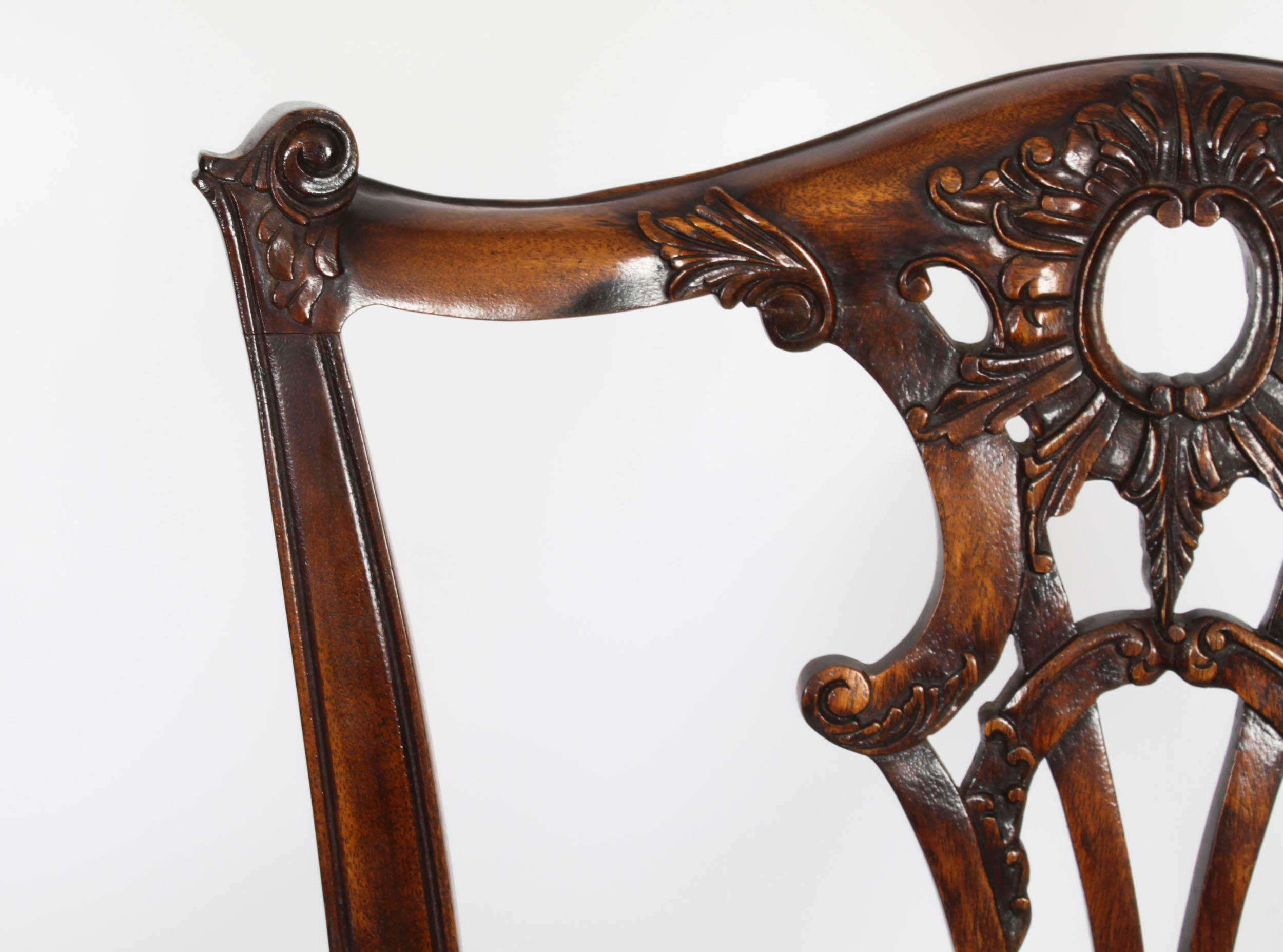 Ensemble vintage de 8 fauteuils néo- Chippendale 20ème siècle en vente 2