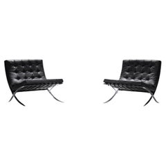 Vintage set of Barcelona Chairs - Ludwig Mies van der Rohe - Knoll International