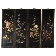 Vieille série de panneaux muraux chinois ébénisés avec motif de pierre dure sculpté, vers 1940