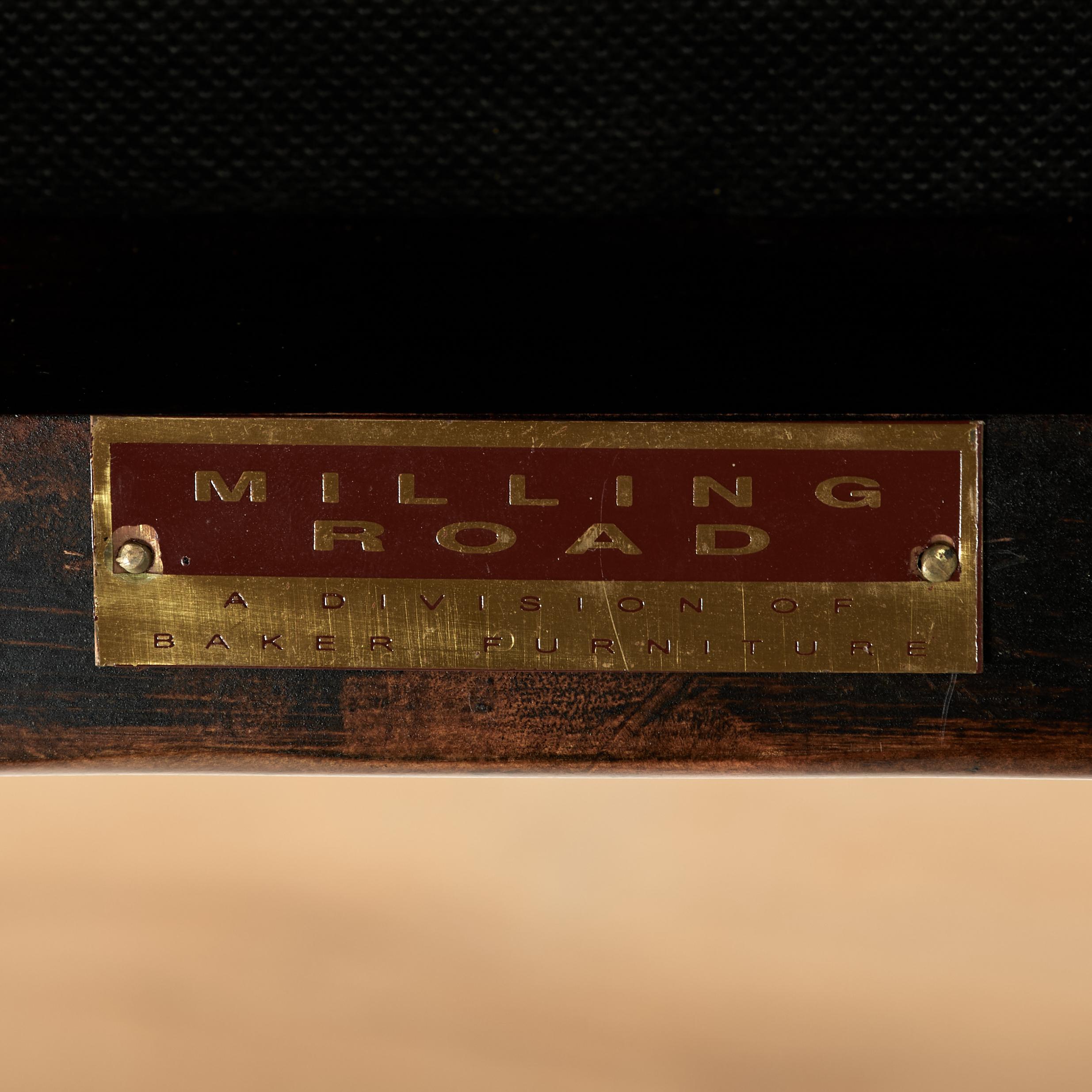 Vintage Ensemble de huit chaises de salle à manger de style British Colonial par Baker en vente 11