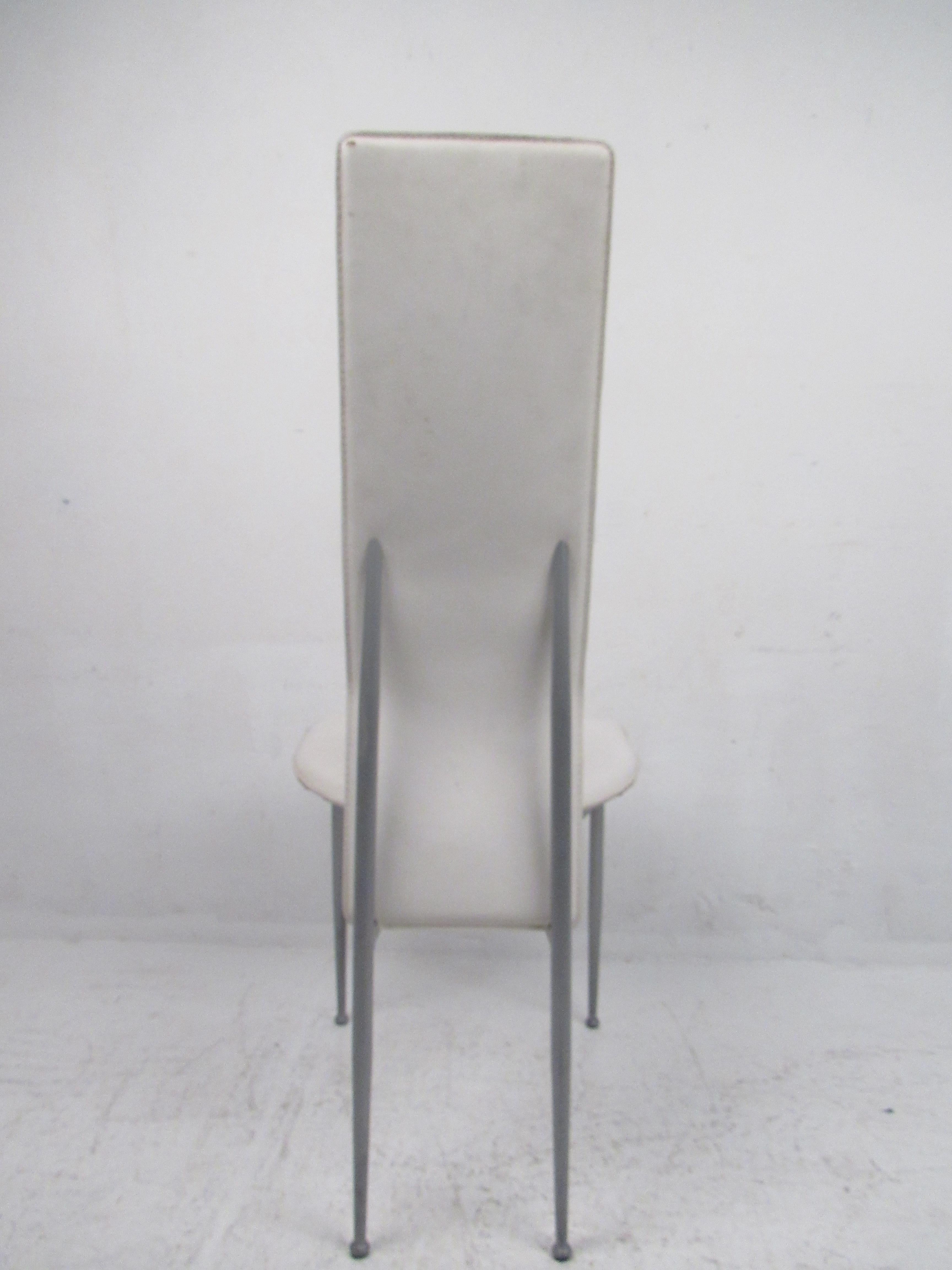 Métal Vintage Set of Eight Italian Modern Leather High Back Dining Chairs en vente