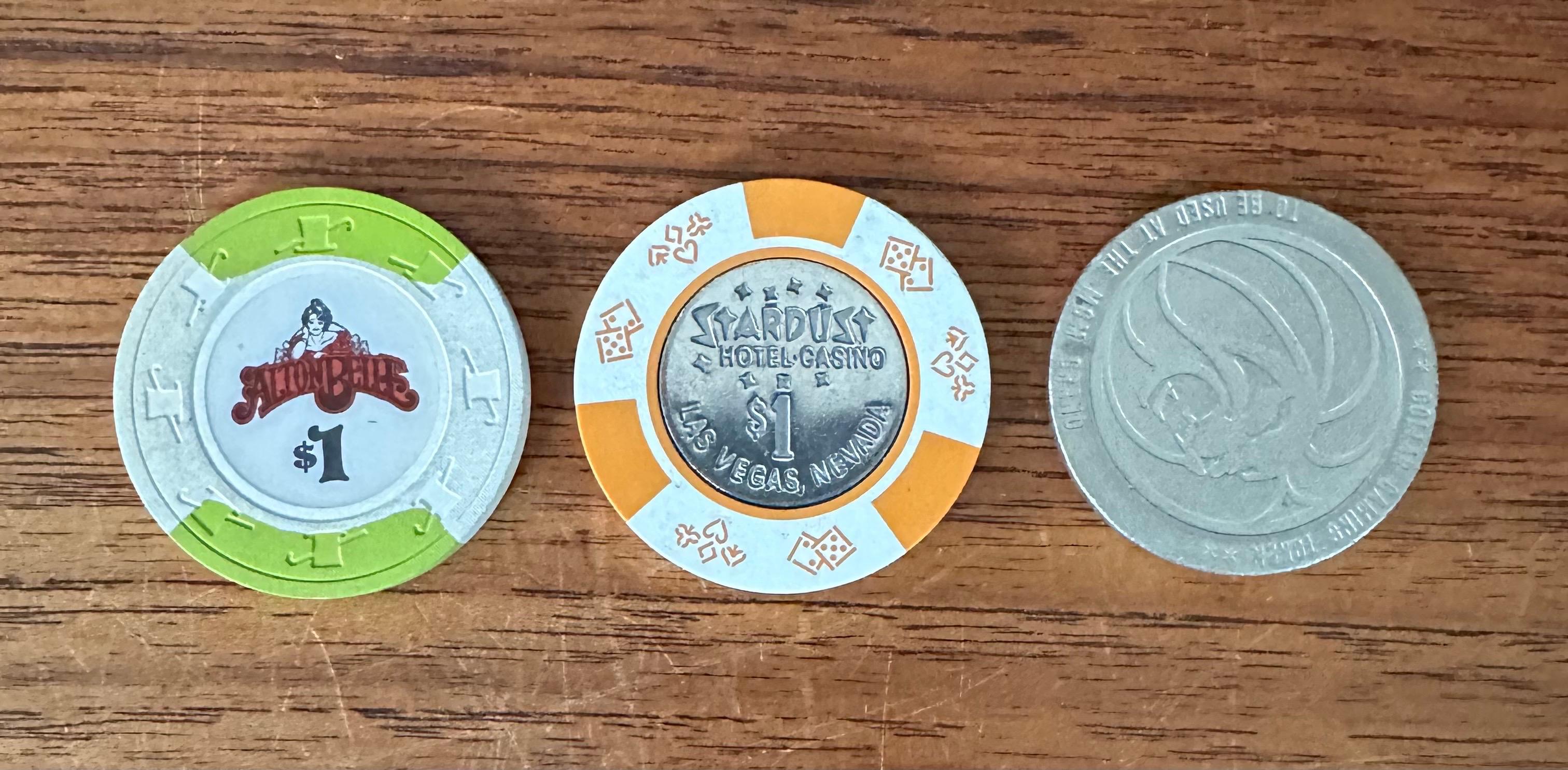 20th Century Vintage Set of Fifteen Las Vegas $1 Poker Chips For Sale