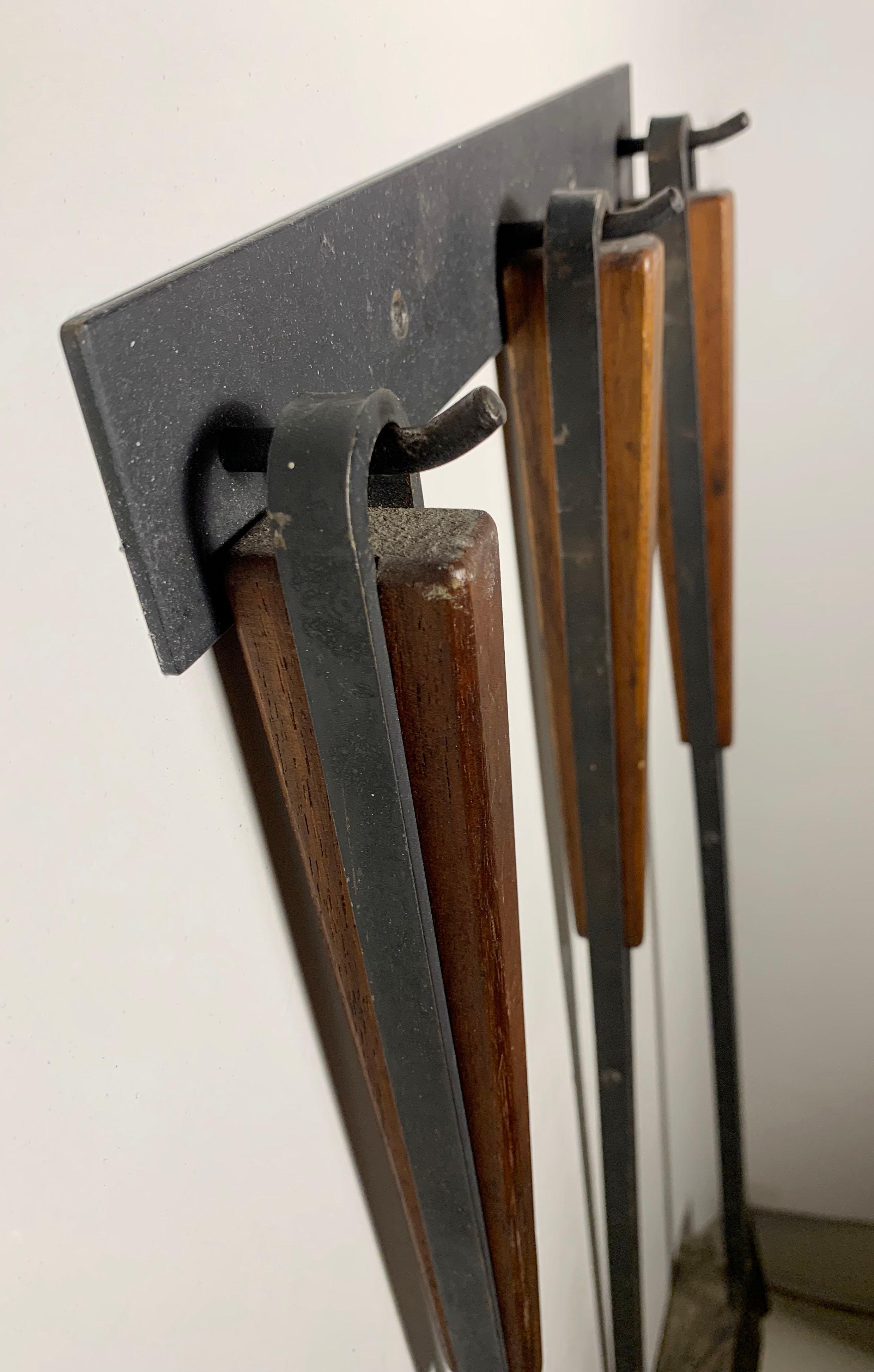 Vintage Set of Fireplace Wall Hanging Tools In Good Condition For Sale In Chicago, IL