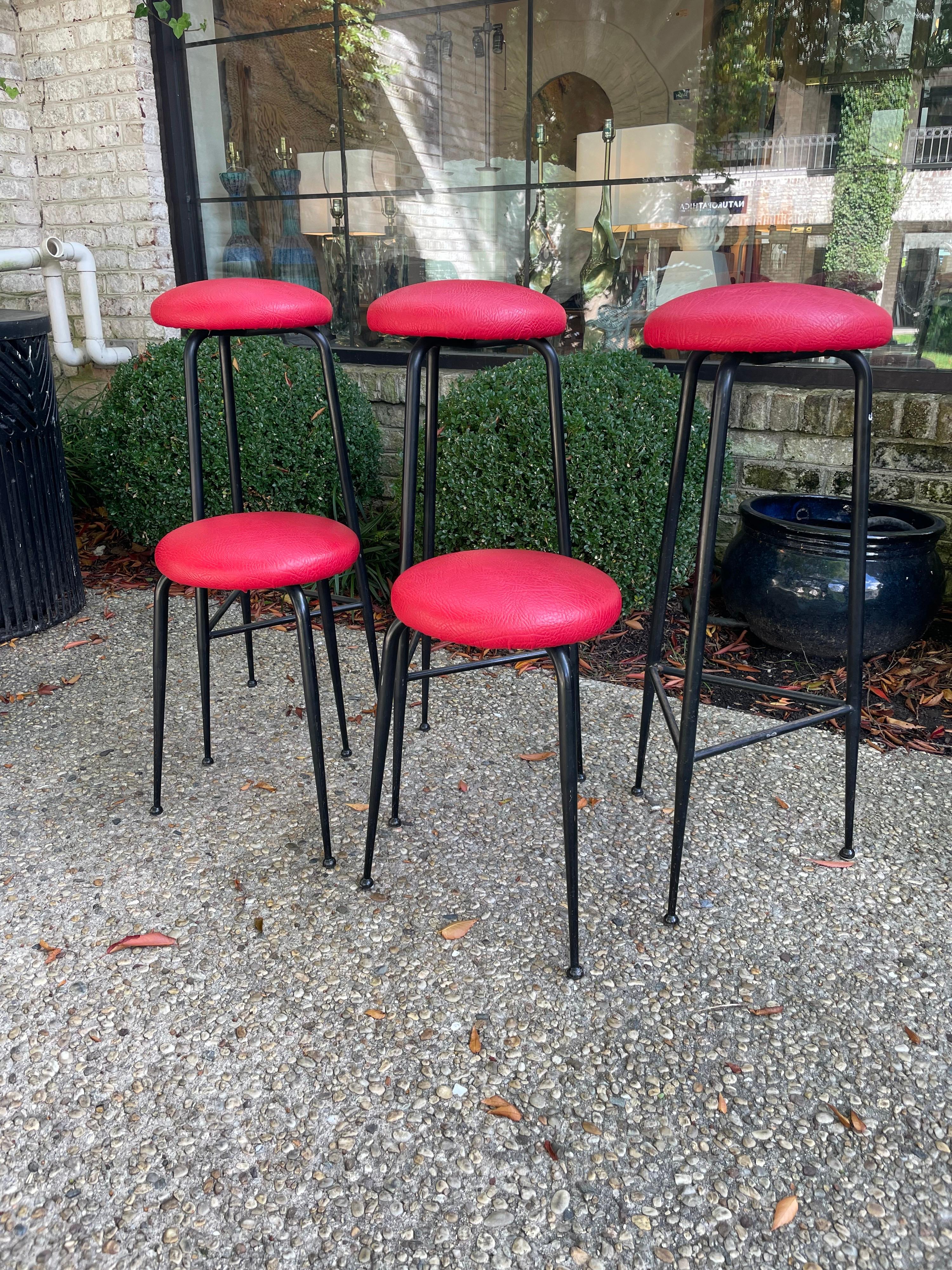 Vintage Set of Five '5' Italian Stools in the Ponti Style For Sale 4