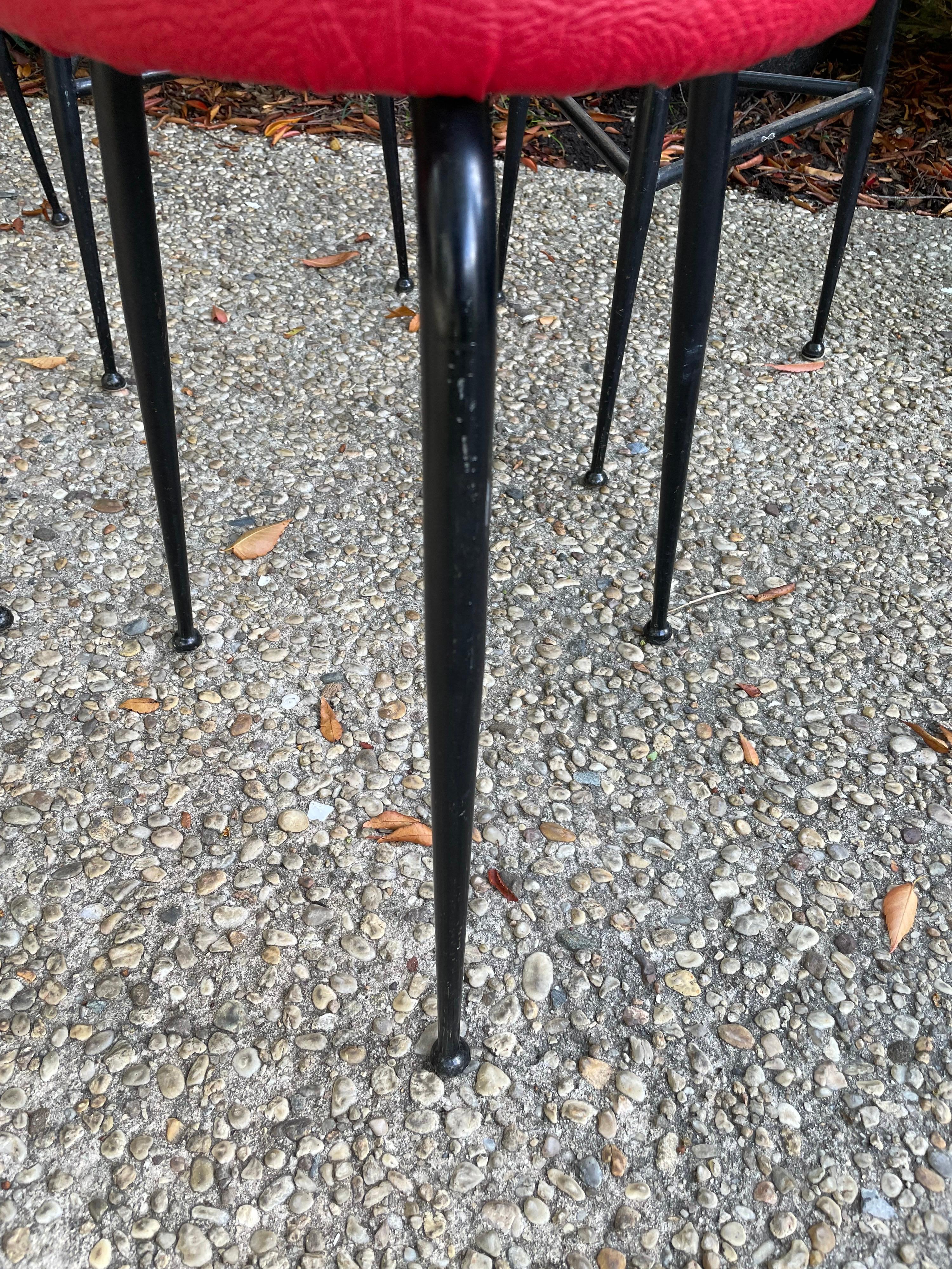 Mid-Century Modern Vintage Set of Five '5' Italian Stools in the Ponti Style For Sale