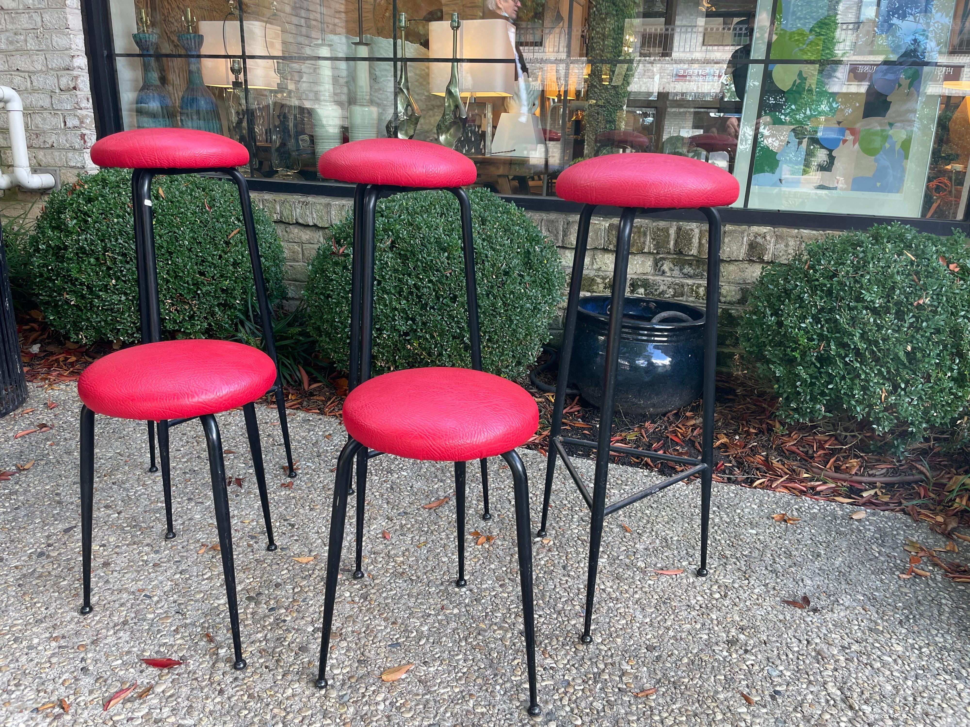 Metal Vintage Set of Five '5' Italian Stools in the Ponti Style For Sale