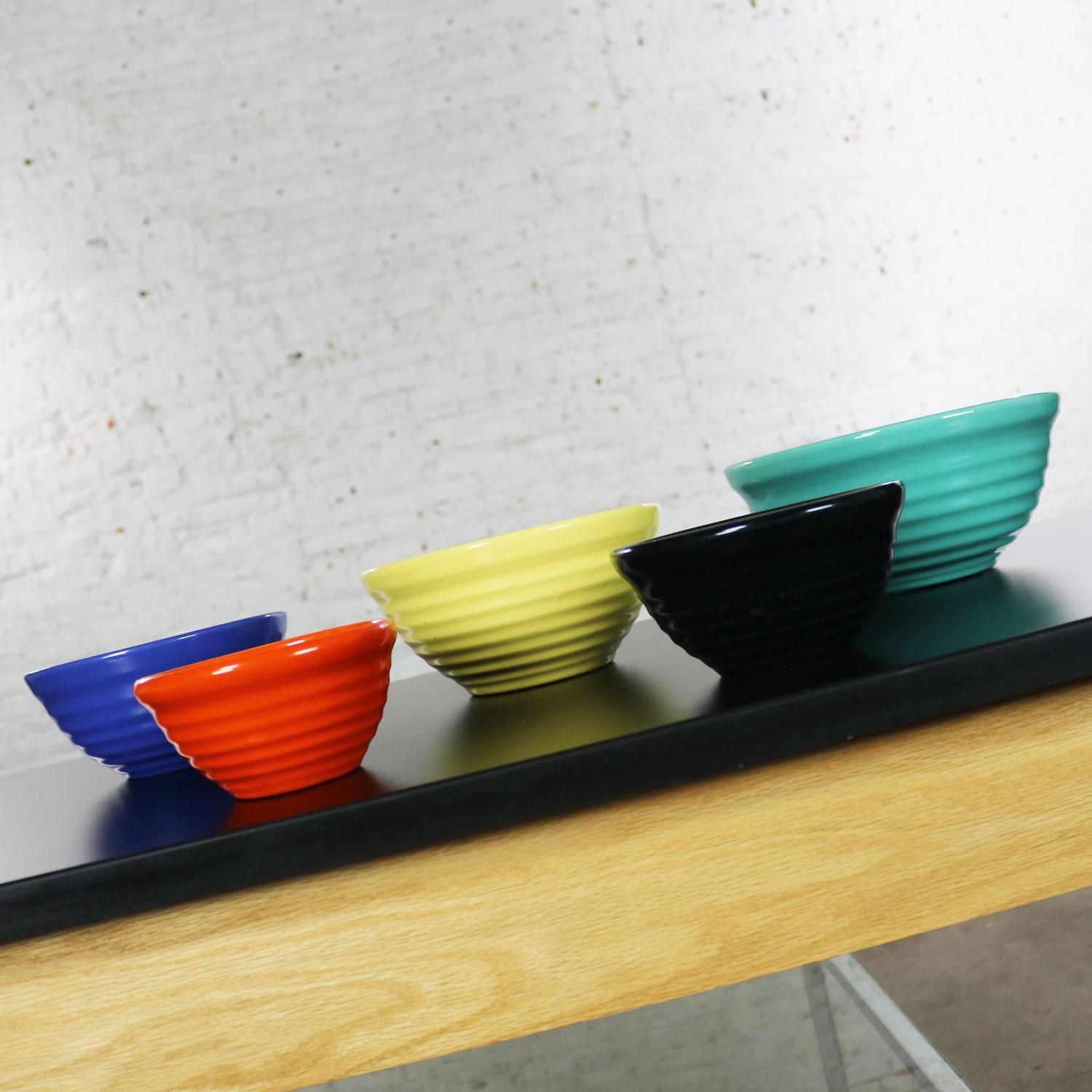 American Vintage Set of Five Bauer Multi-Color Ringware Nesting Mixing Bowls