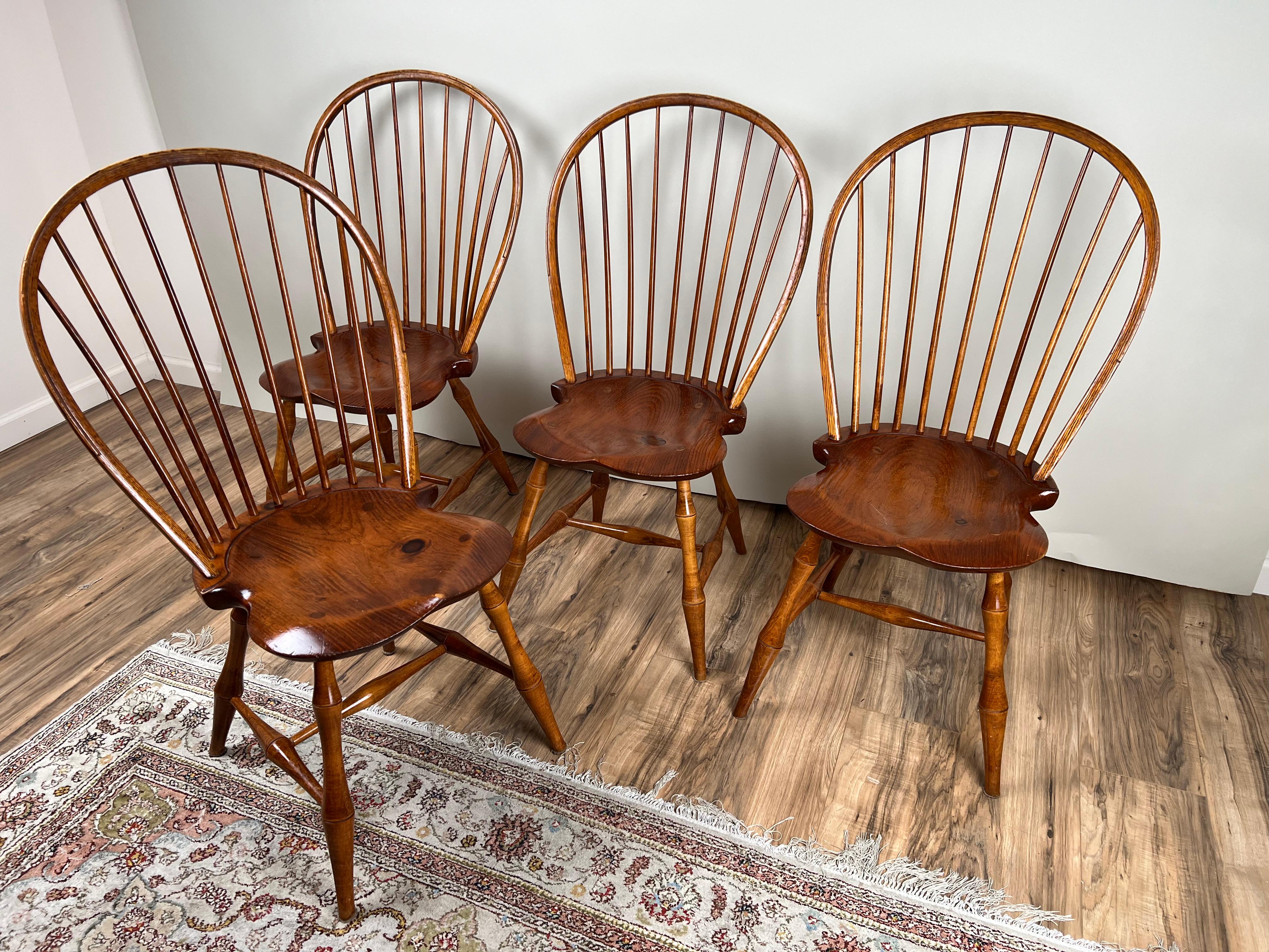 Vintage Set of Four D.R. Chaises Windsor à dossier arrondi Dimes (Bambou) en vente 6