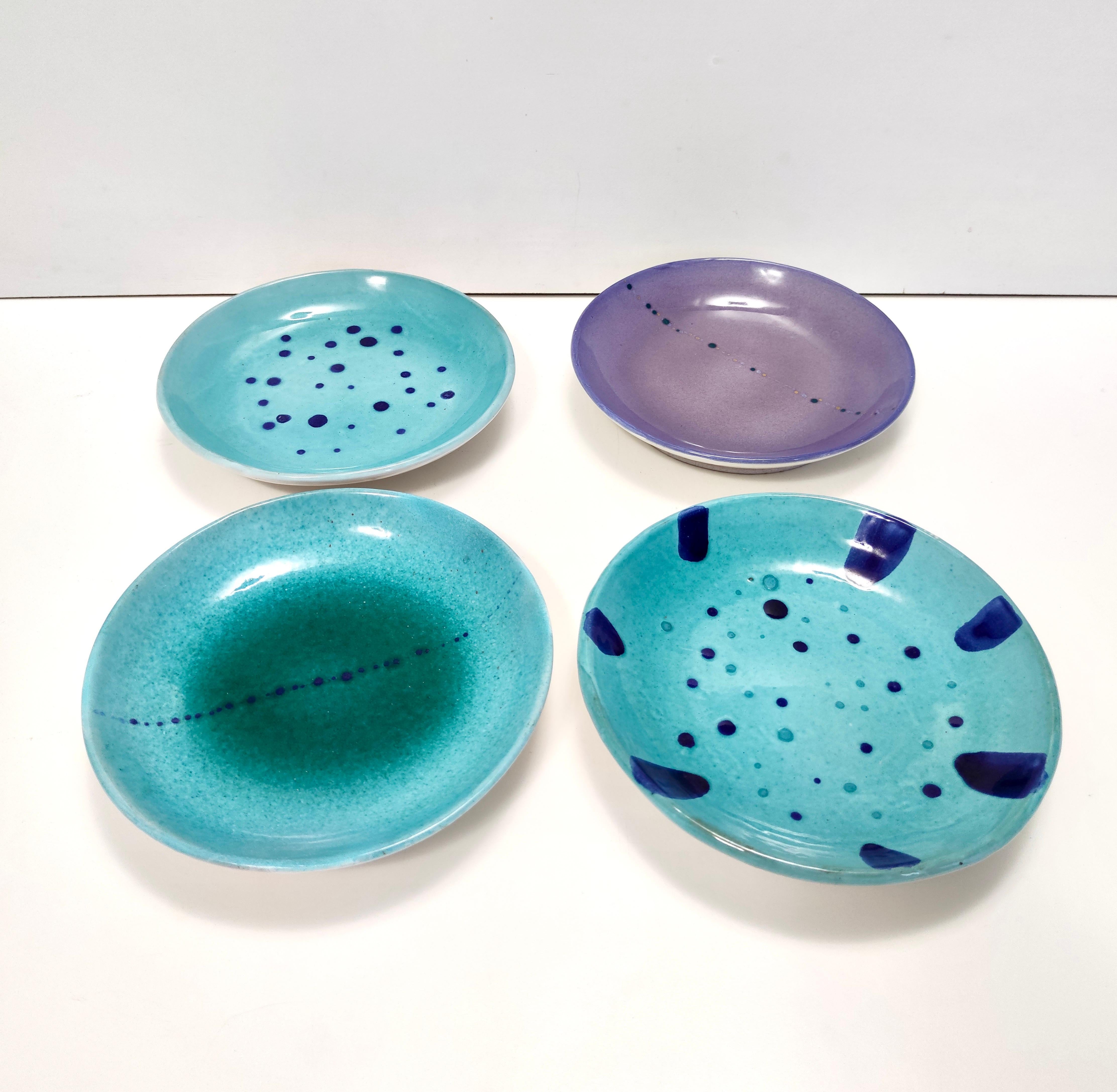 Italian Set of Four Turquoise Earthenware Vide-Poche / Decorative Plates by Albisola For Sale