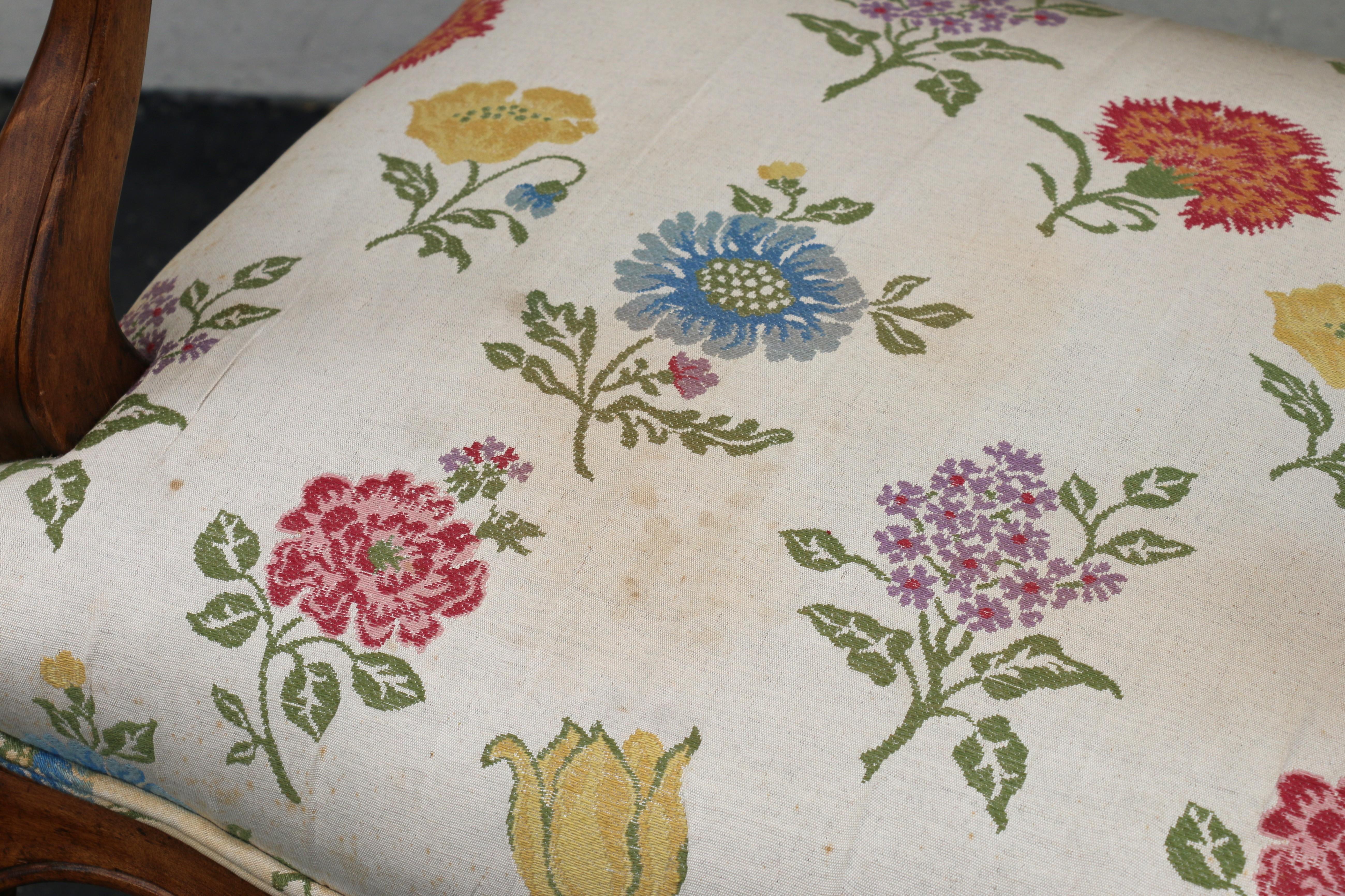 Conjunto Vintage de Cuatro Sillones de Comedor Estilo Luis XV Provincial Francés en venta 11
