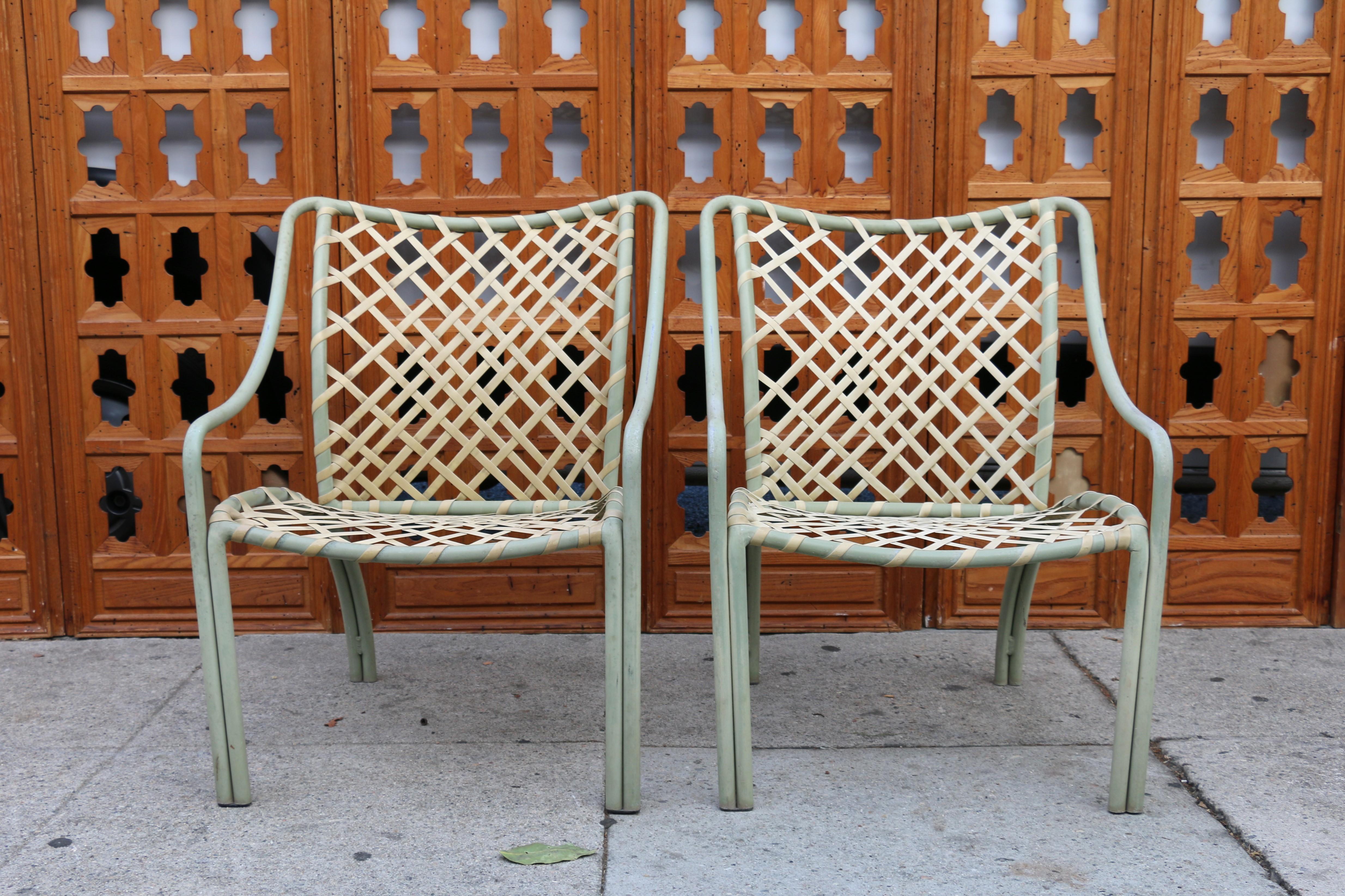 Juego vintage de cuatro tumbonas de patio Tamiami con dos otomanas by Brown Jorda Aluminio en venta