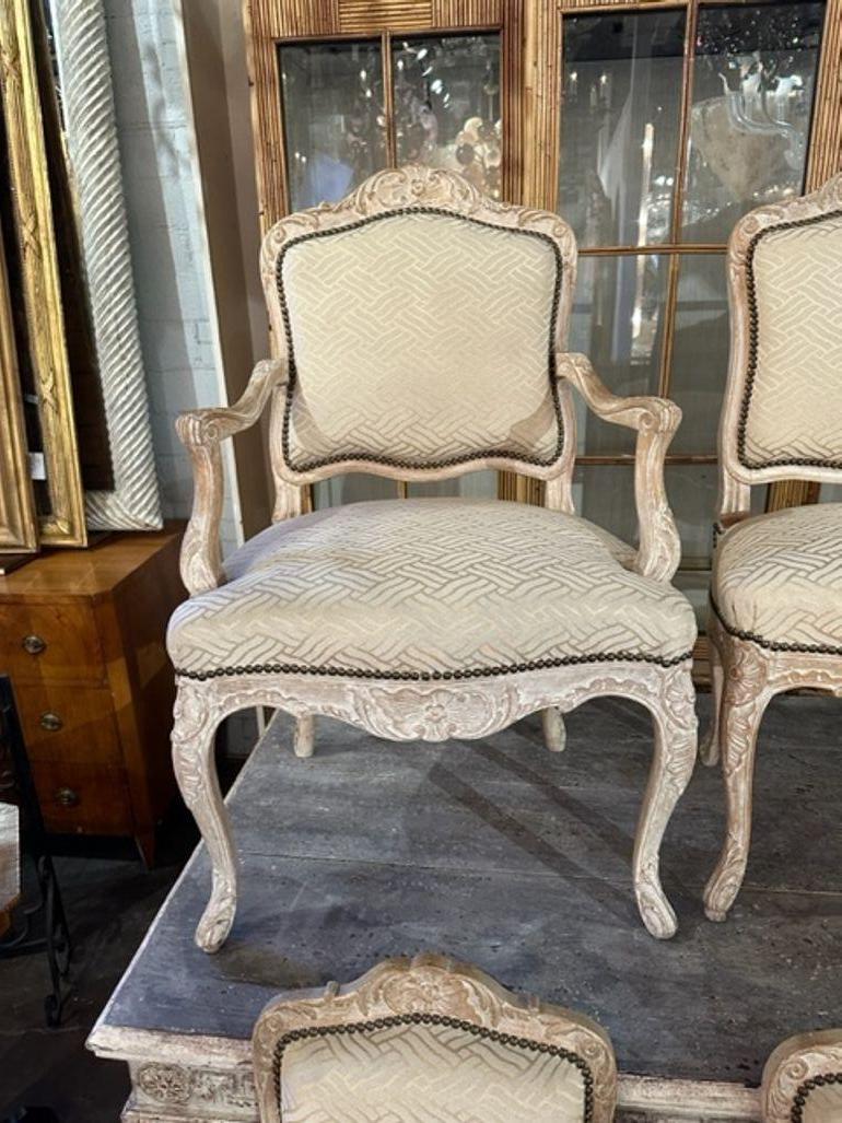 Wood Vintage Set of French Louis XV Dinning Chairs For Sale