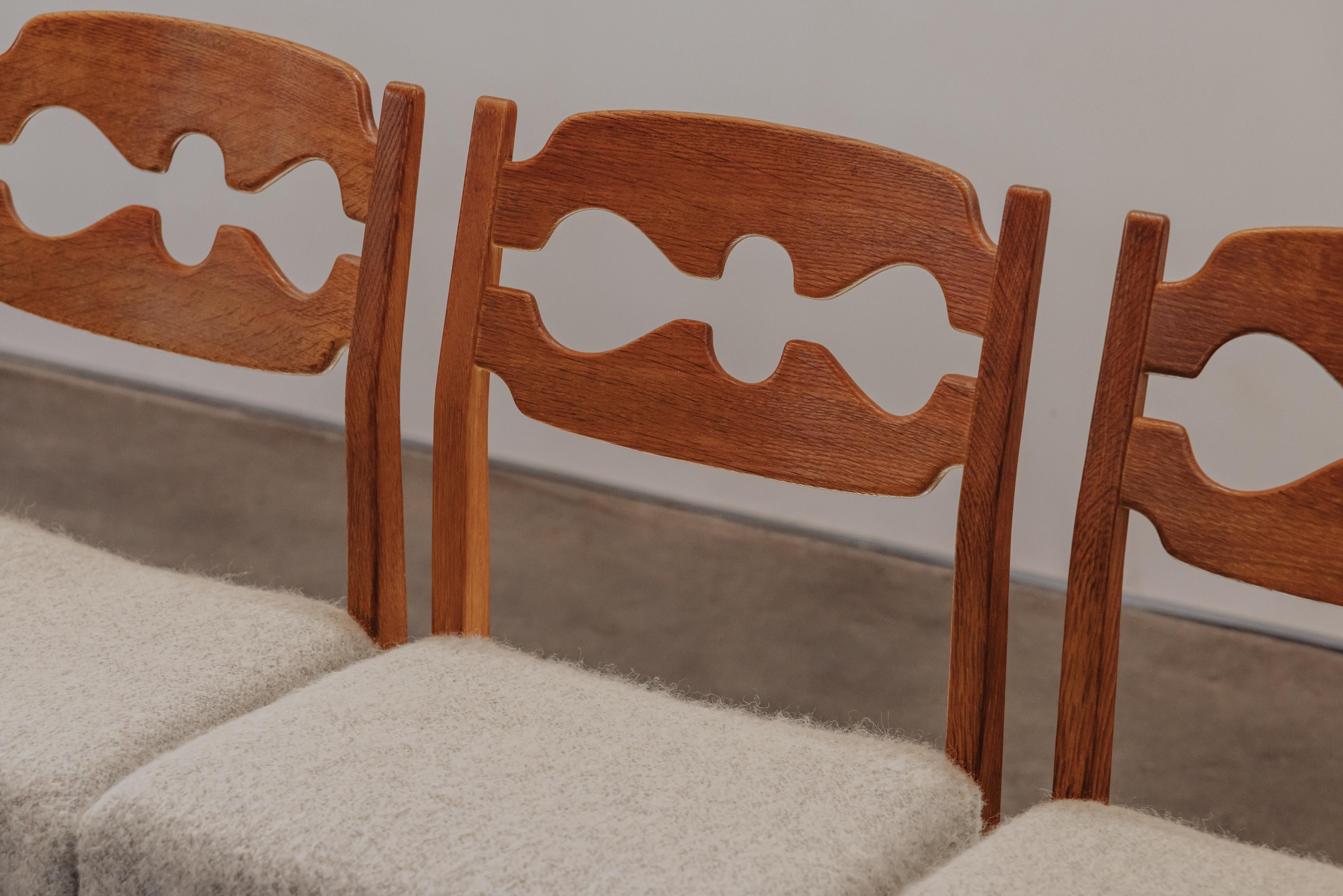 Vintage Set of Oak Razor Chairs From Denmark, Circa 1960 In Good Condition For Sale In Nashville, TN