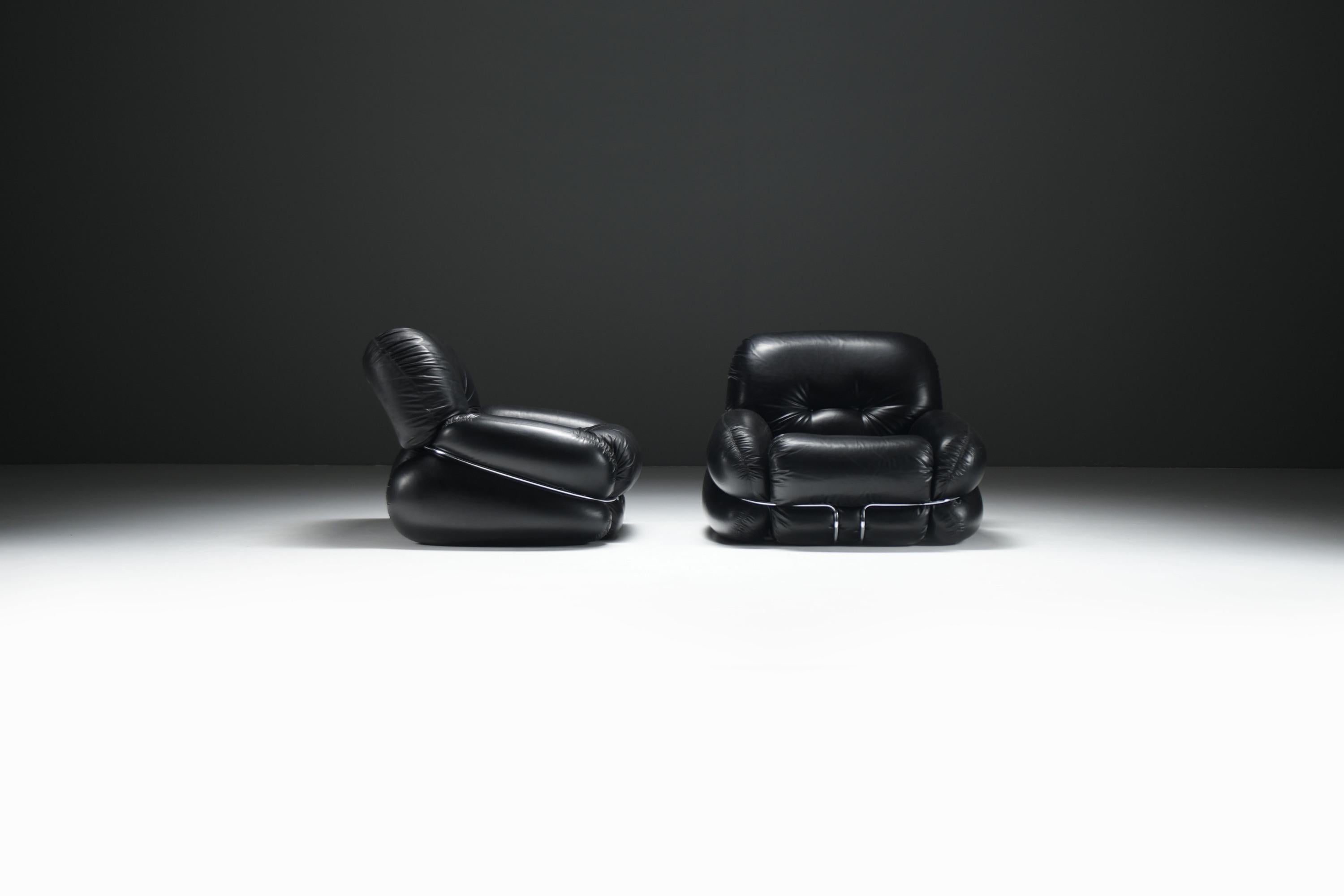 Vintage set of OKAY armchairs by Adriano Piazzesi for Saporiti Italy For Sale 4