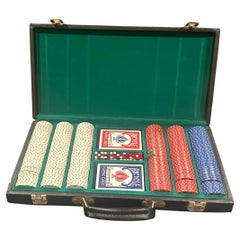 Ensemble vintage de Chips de poker avec cartes et dés