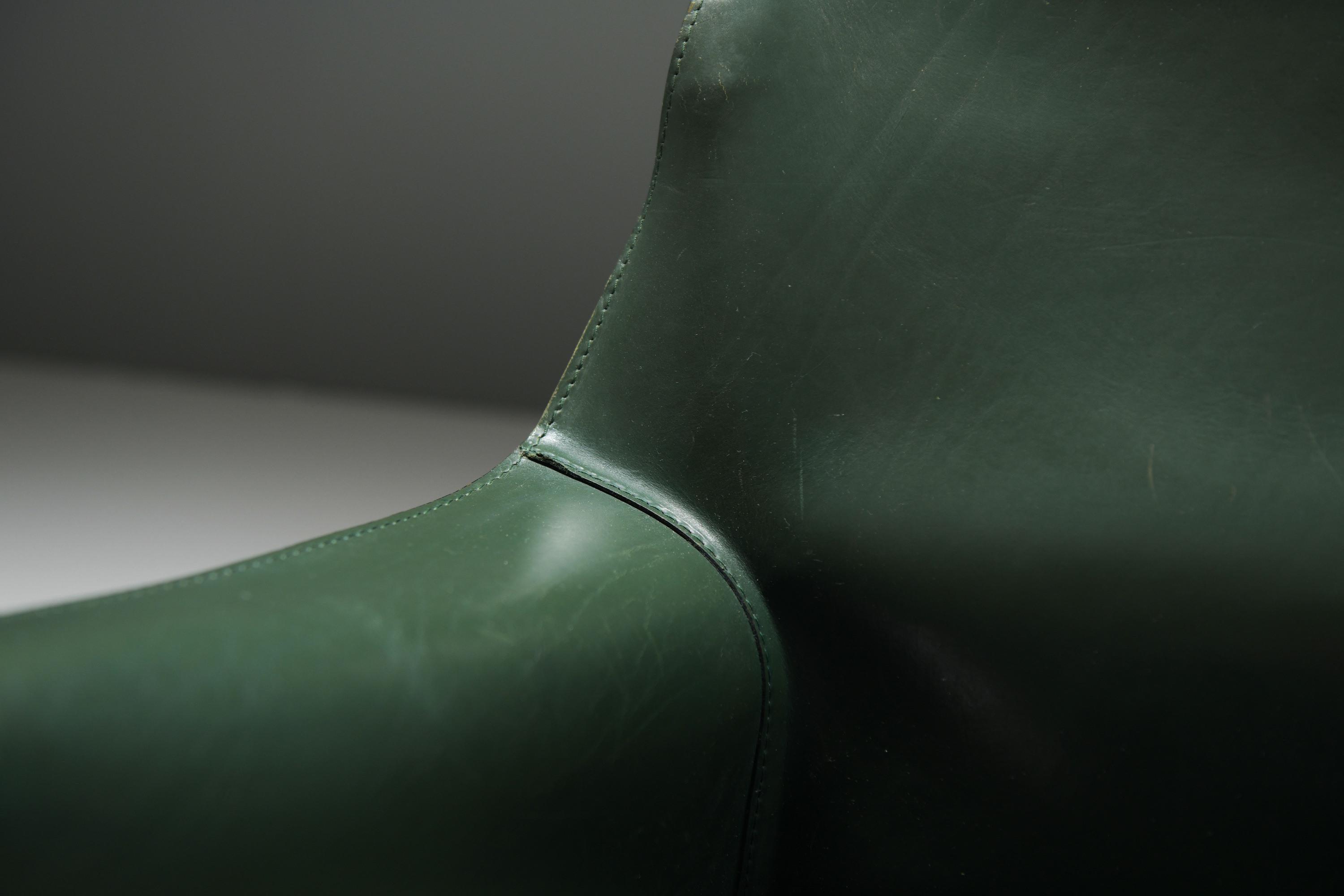 Vintage set of rare dark green Cab 413 chairs by Mario Bellini - CASSINA Italy For Sale 1