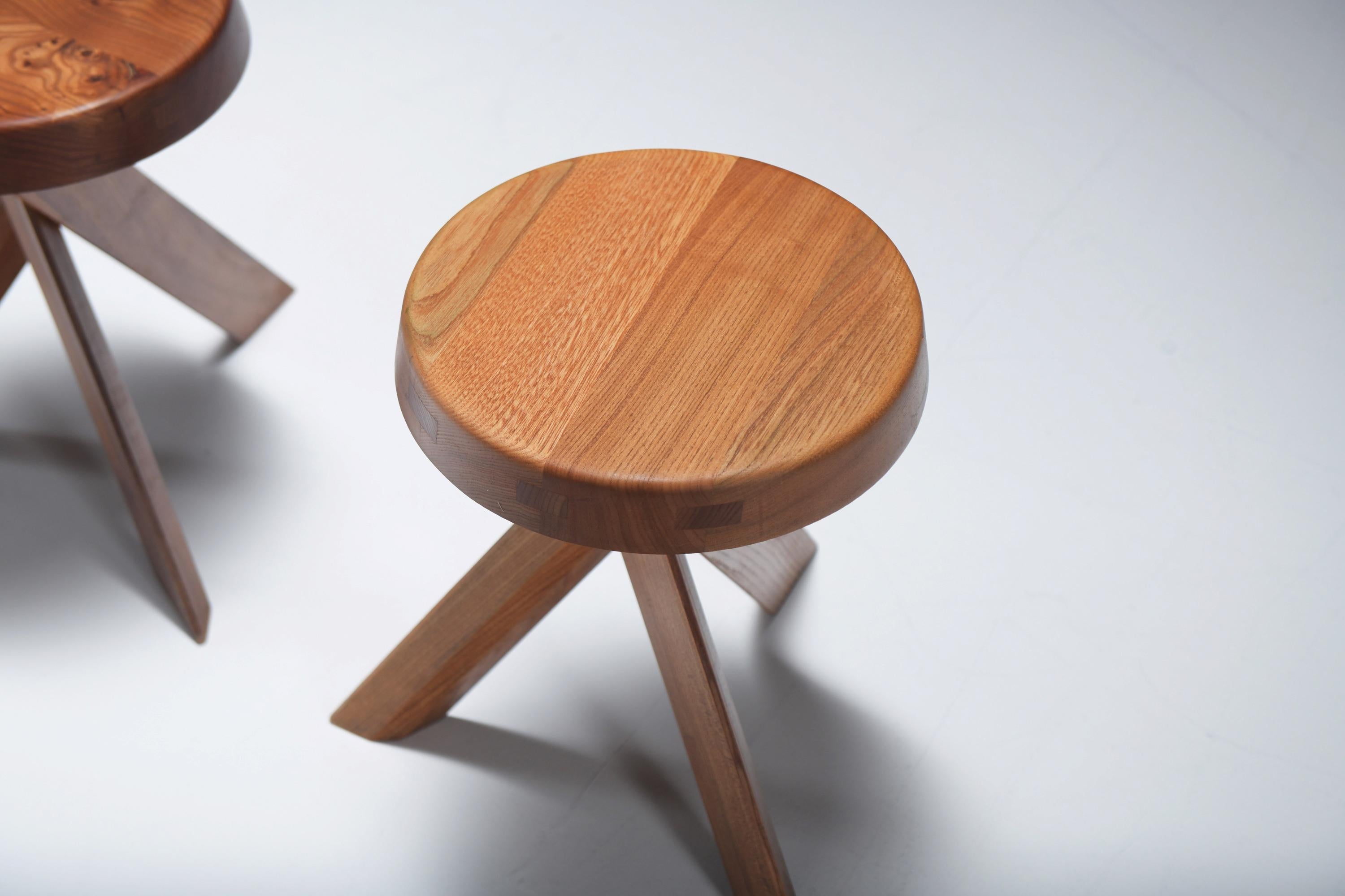 Vintage set of S13 A ELM stools by Pierre Chapo - France For Sale 1