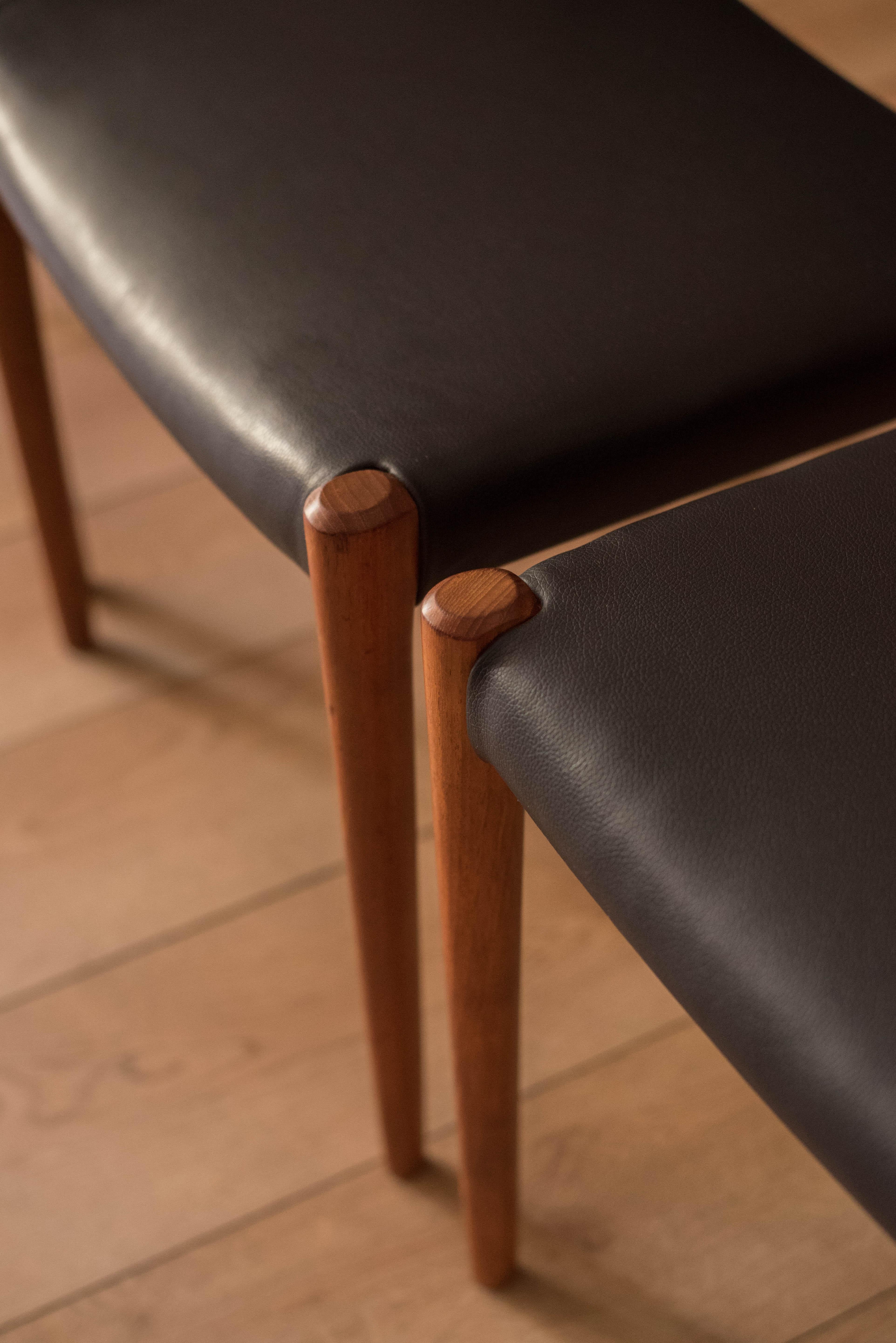 Vintage Set of Six Danish Teak Niels O. Møller Dining Chairs 77 3