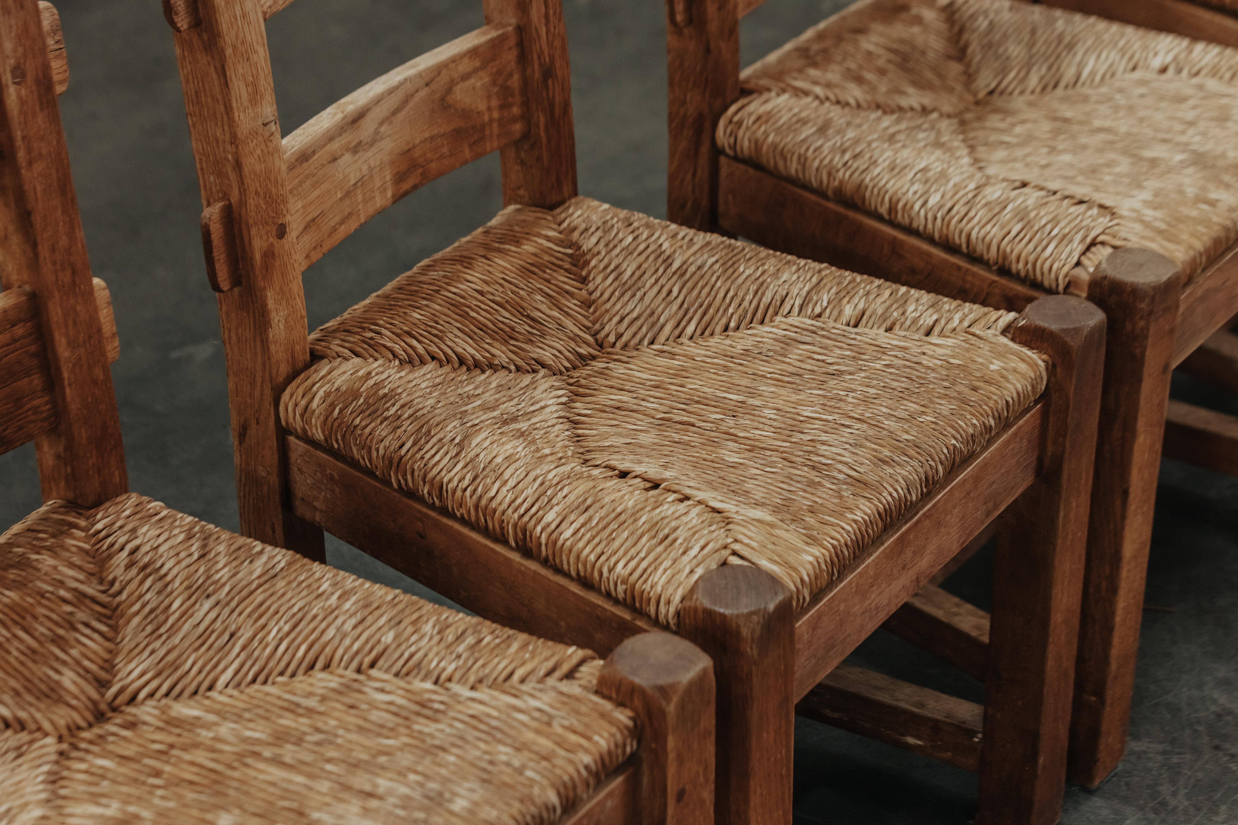 Vintage Set Of Six Oak Dining Chairs From France, Circa 1960 In Good Condition For Sale In Nashville, TN