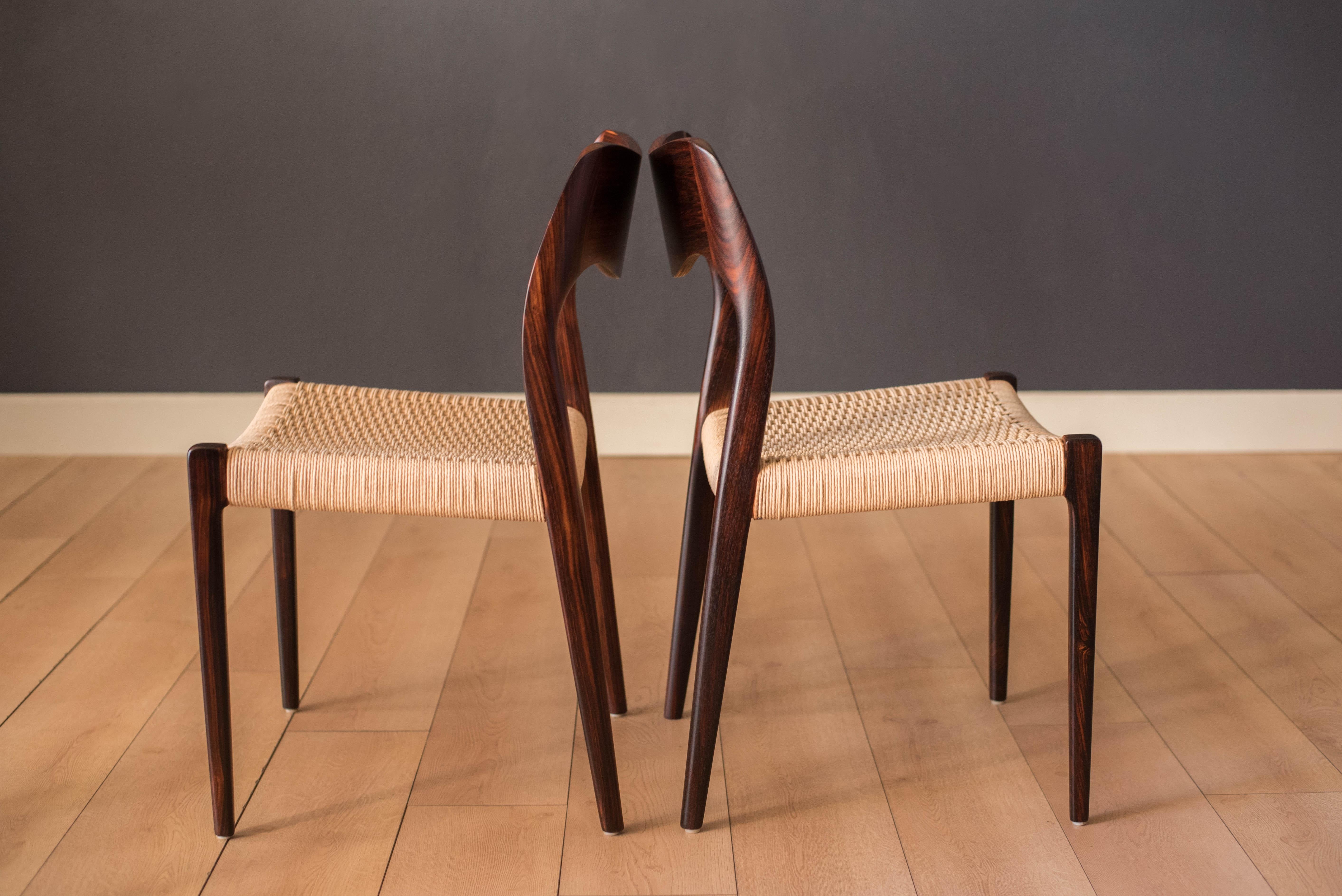 Vintage Six Rosewood and Paper Cord Niels Otto Møller Dining Chairs No. 71 In Good Condition In San Jose, CA