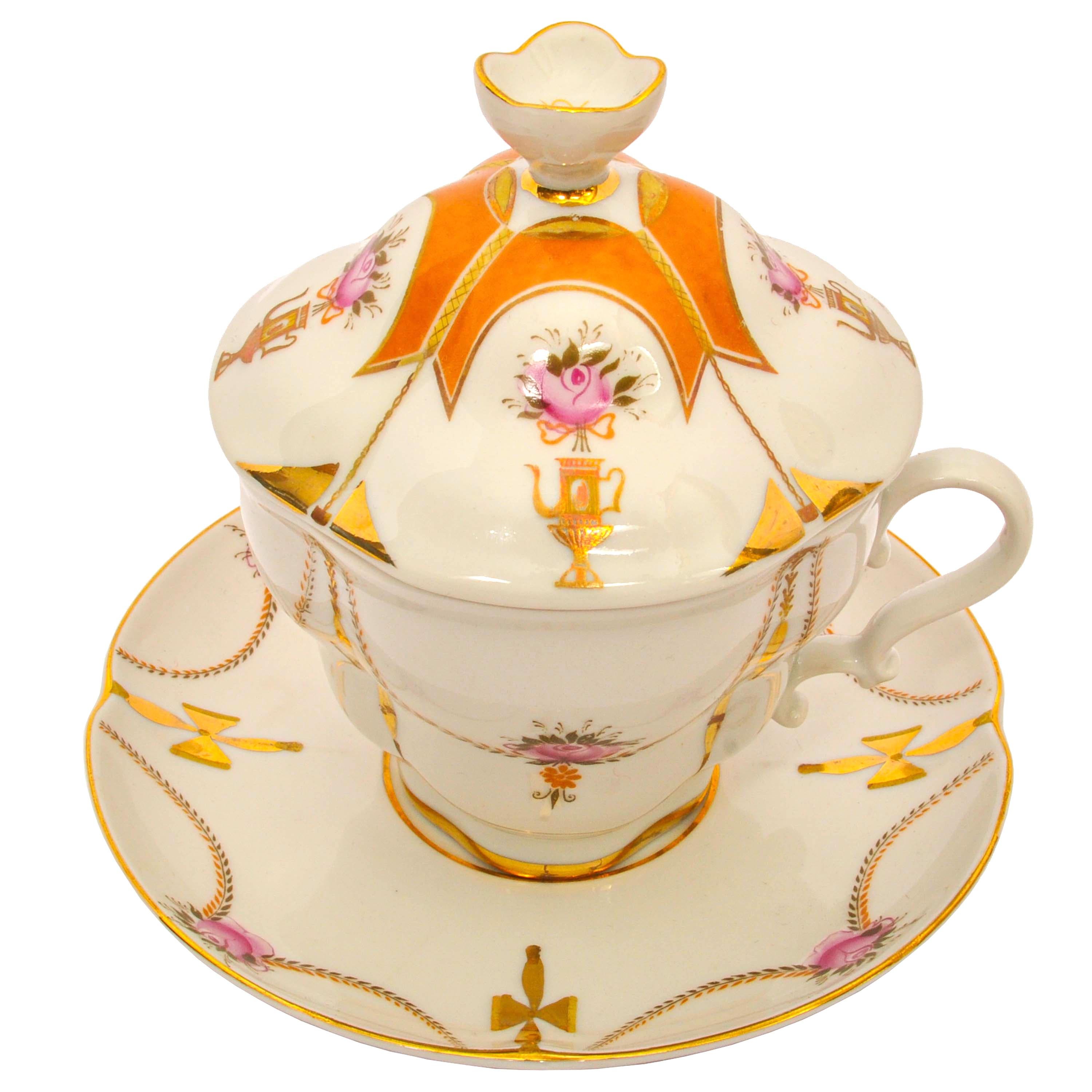 Vintage Six Russian Imperial Lomonosov Gilt Porcelain Covered Tea Set Cups 1930s In Good Condition For Sale In Portland, OR