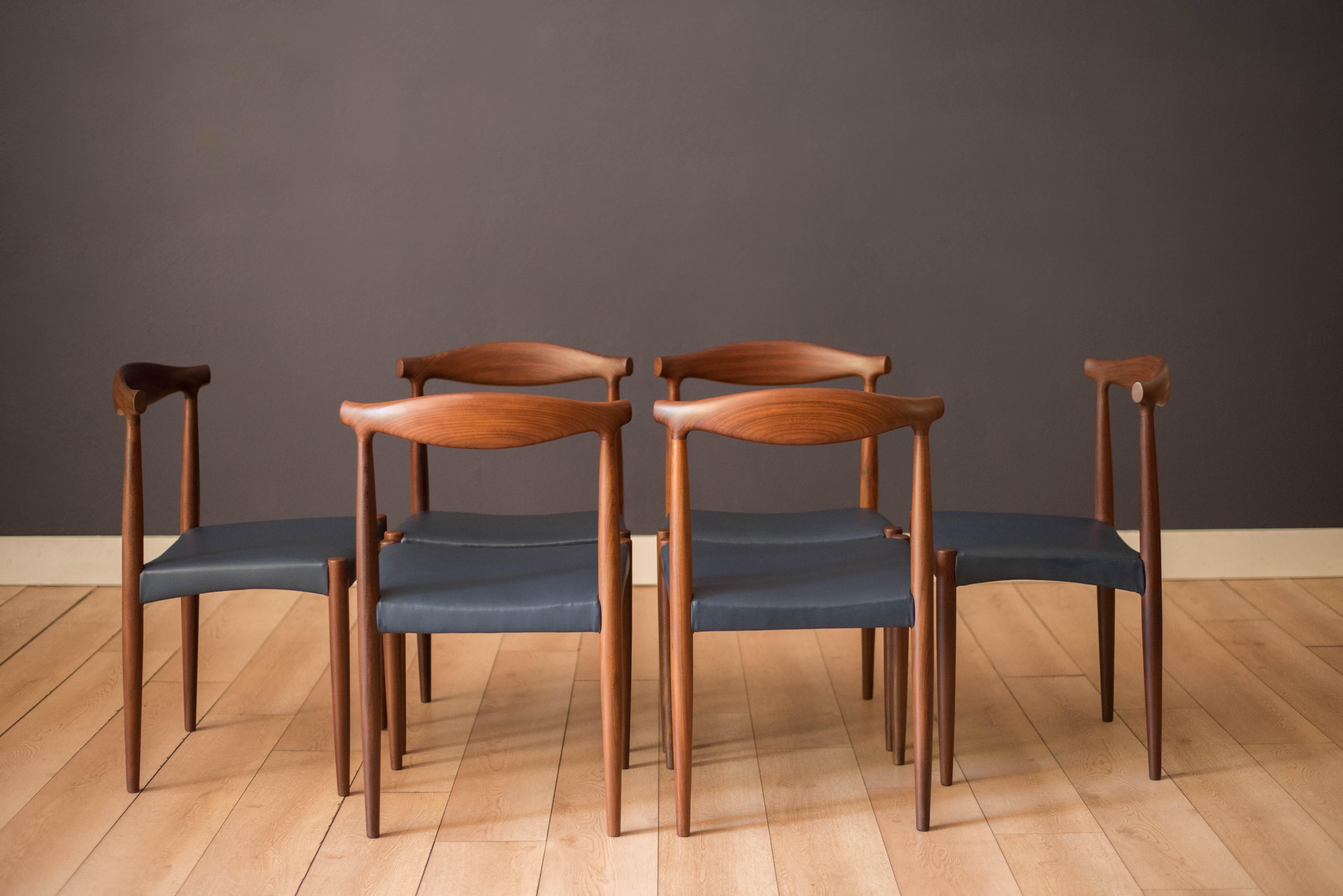 Vintage Set of Six Sculptural Solid Teak Danish Dining Chairs by Vamo Sønderborg For Sale