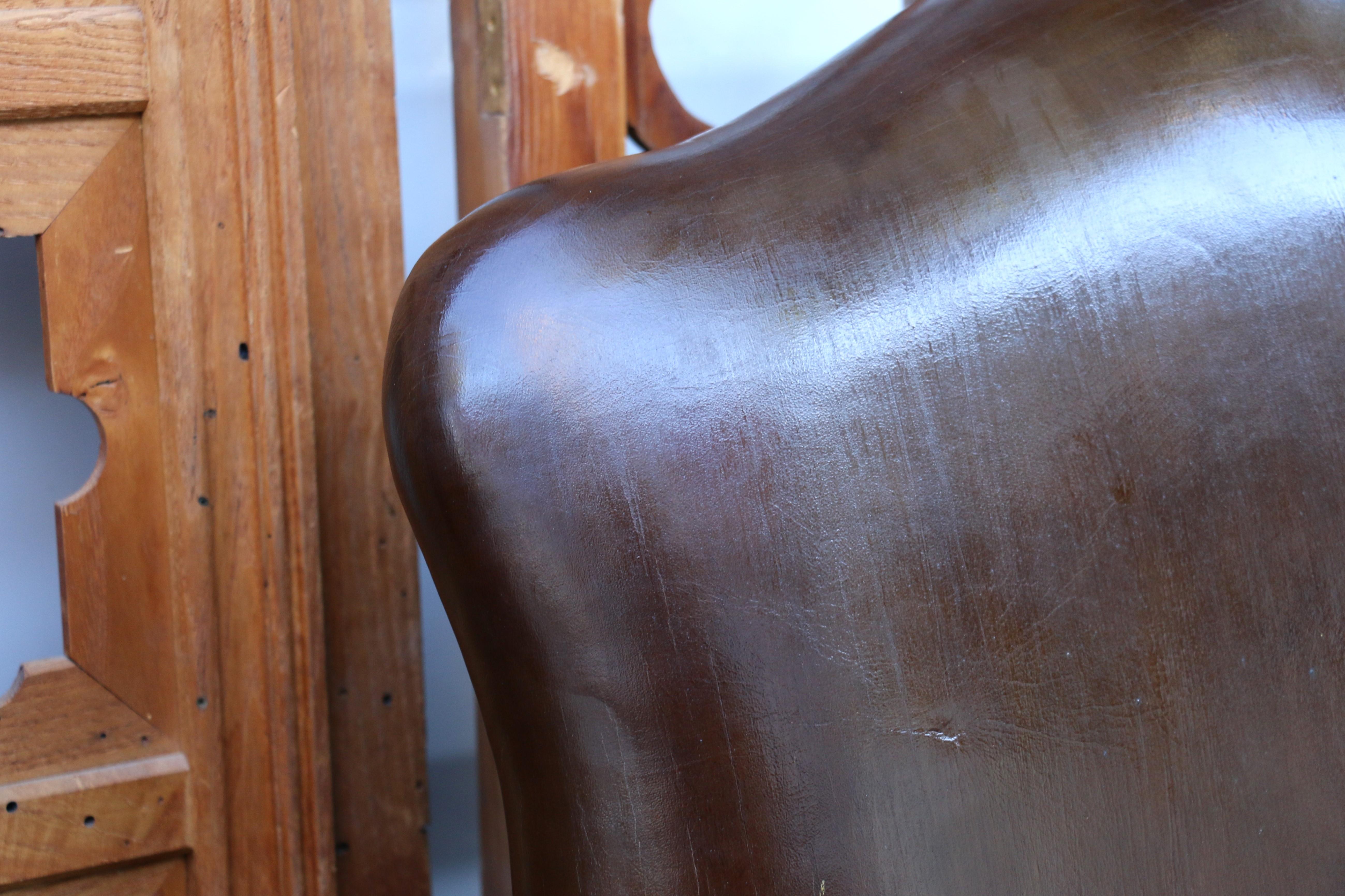 Vintage Set of Ten Brown Leather High Backs Dining Chairs For Sale 2