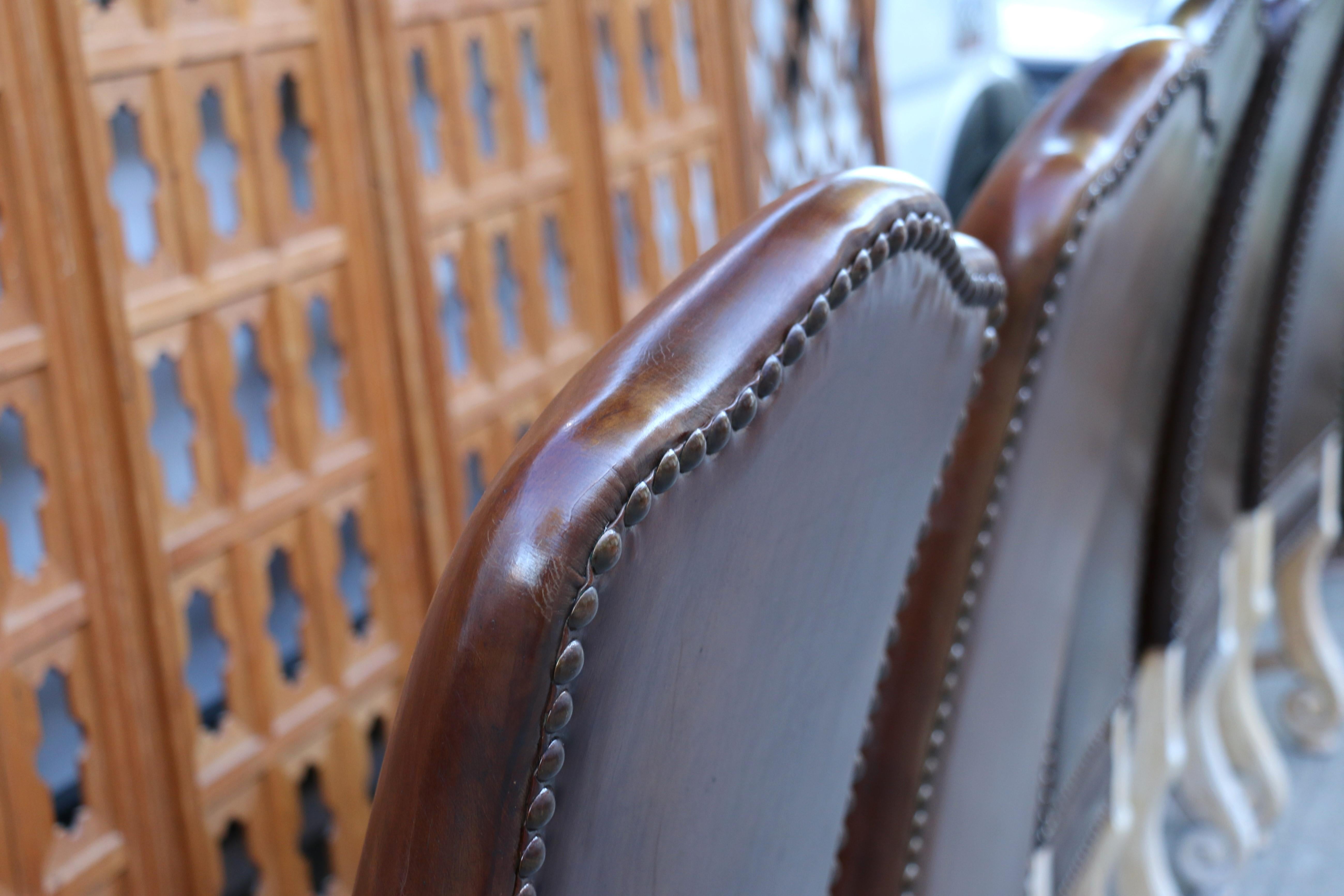 Vintage Set of Ten Brown Leather High Backs Dining Chairs For Sale 3