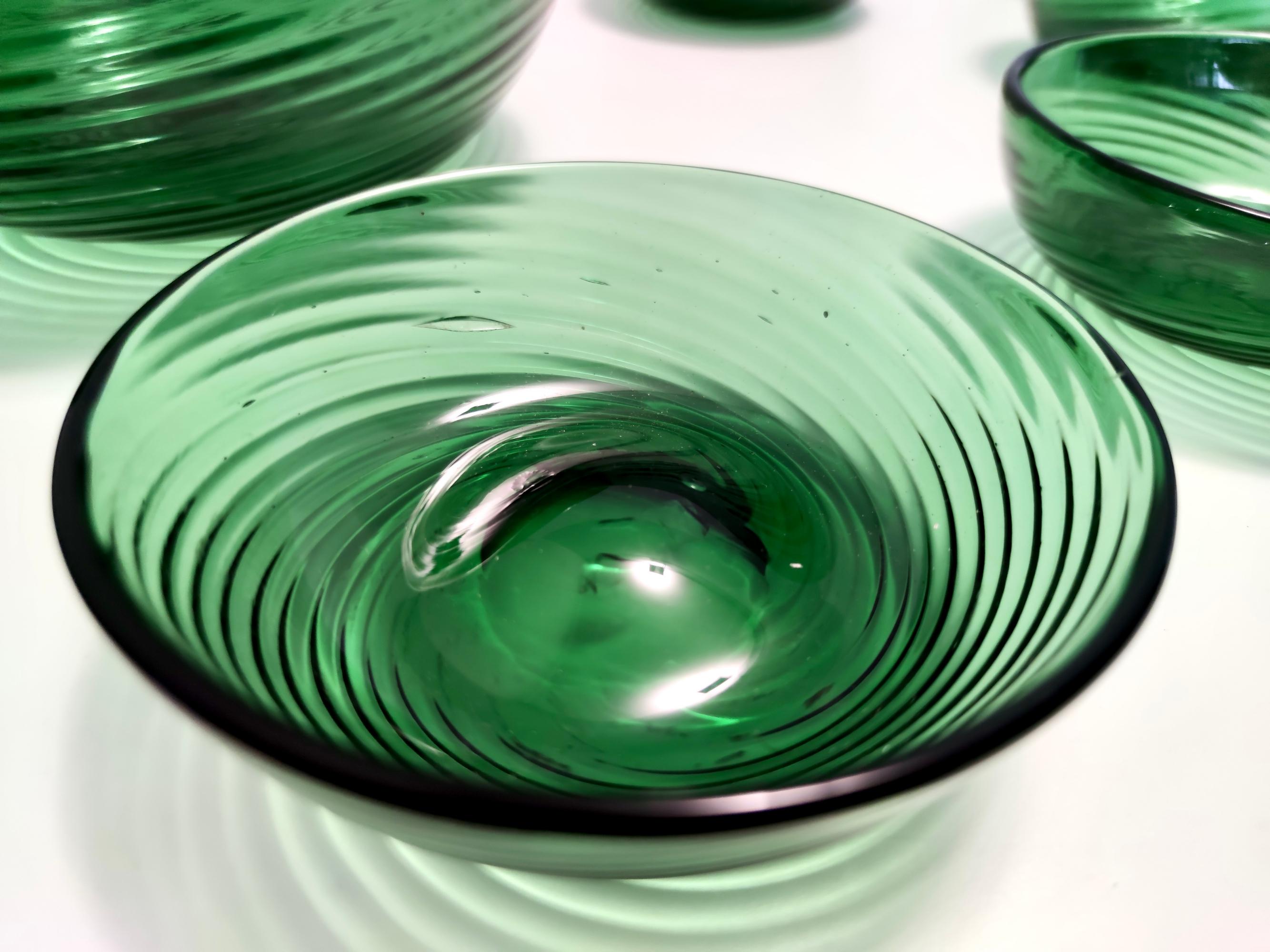 Post-Modern Vintage Set of Ten Green Empoli Blown Glass Dessert Bowls by Vetreria Etrusca For Sale
