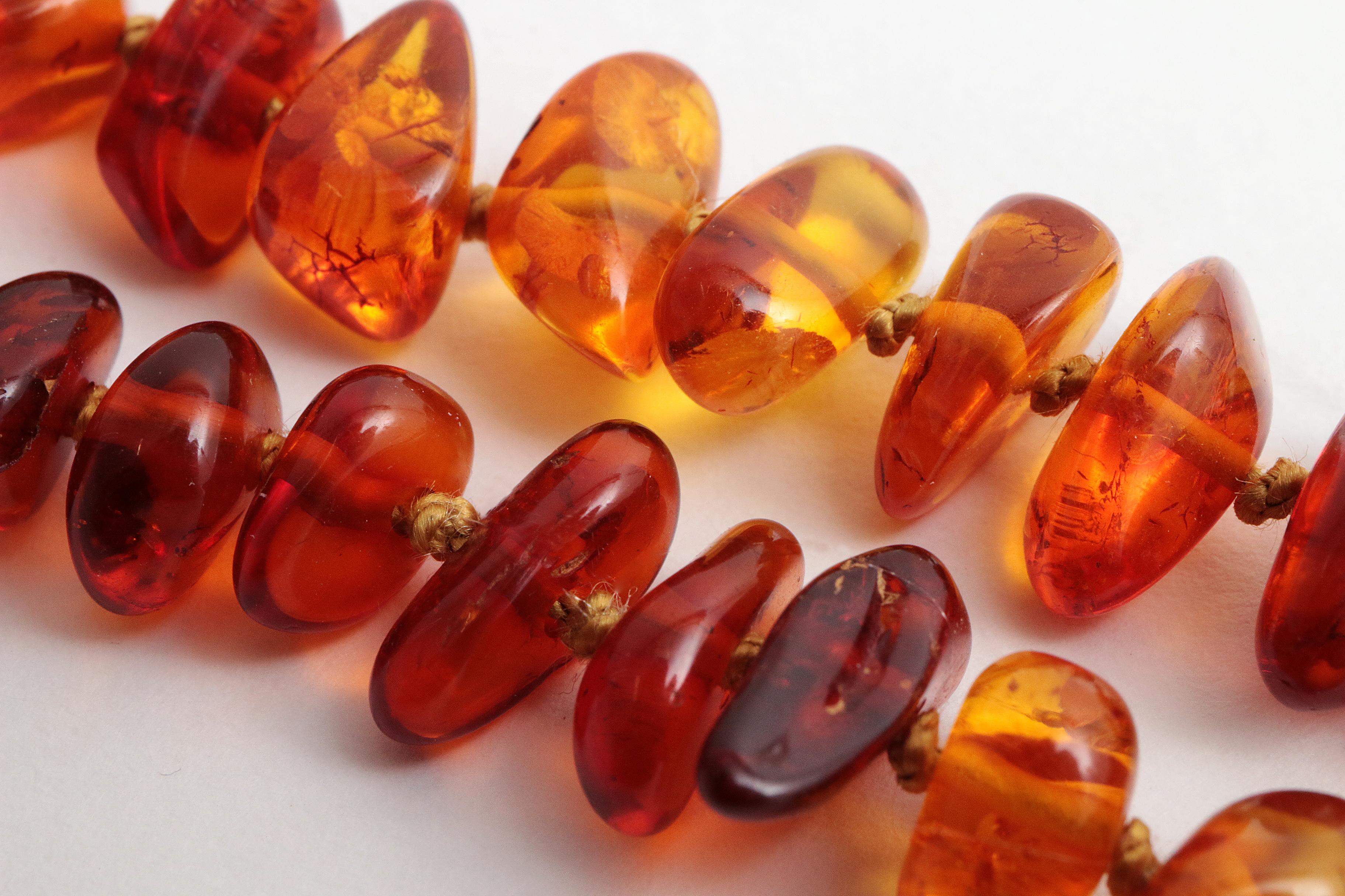 Vintage Set of Three Amber Necklaces, 1960s For Sale 8
