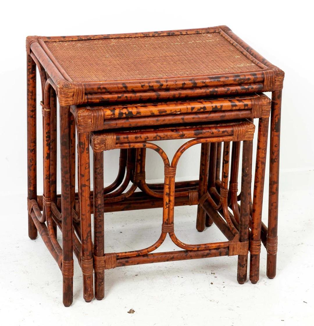 Vintage Set of Three Bamboo And Rattan Nesting Tables For Sale 1