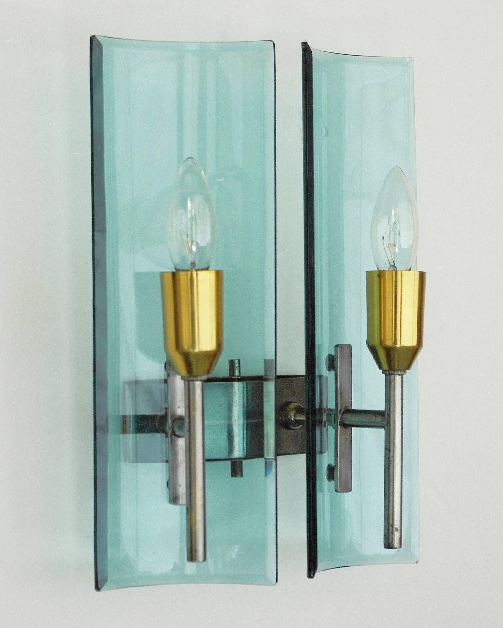 Mid-20th Century Vintage Set of Three Italian Sconces Designed by Cristal Arte, c. 1960's For Sale