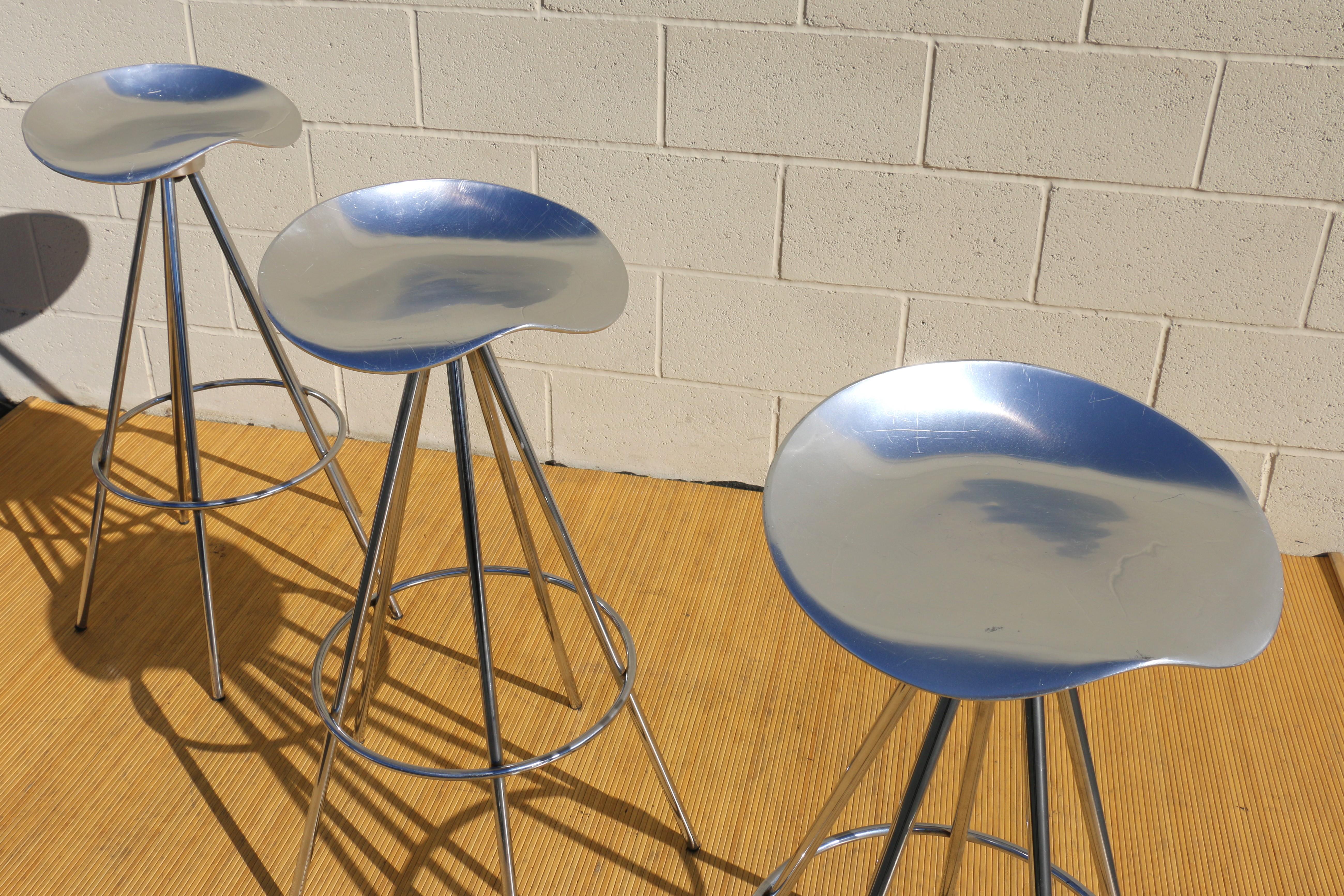 Ensemble vintage de trois tabourets de bar jamaïcains, années 1970 en vente 6