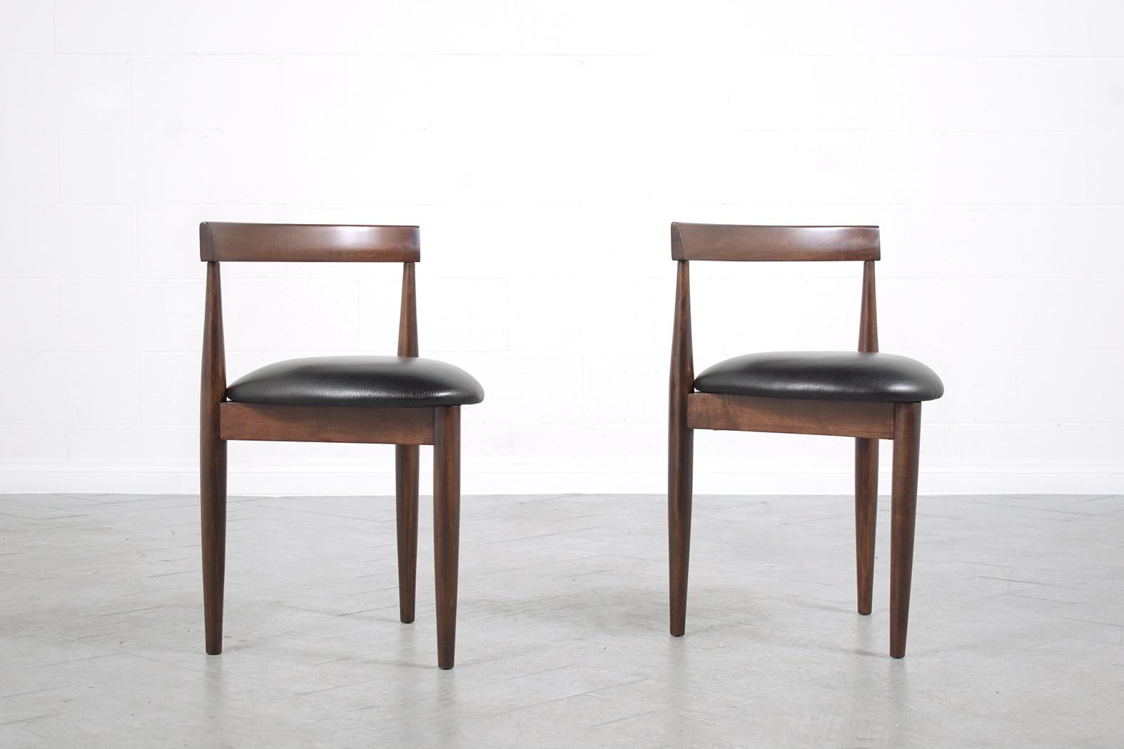 Late 20th Century Vintage Set of Three Mid-Century Modern Dining Chairs