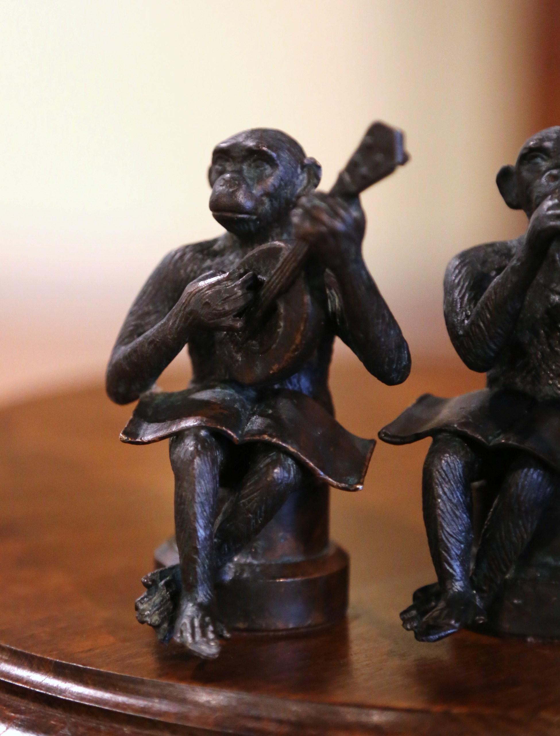 miniature monkeys