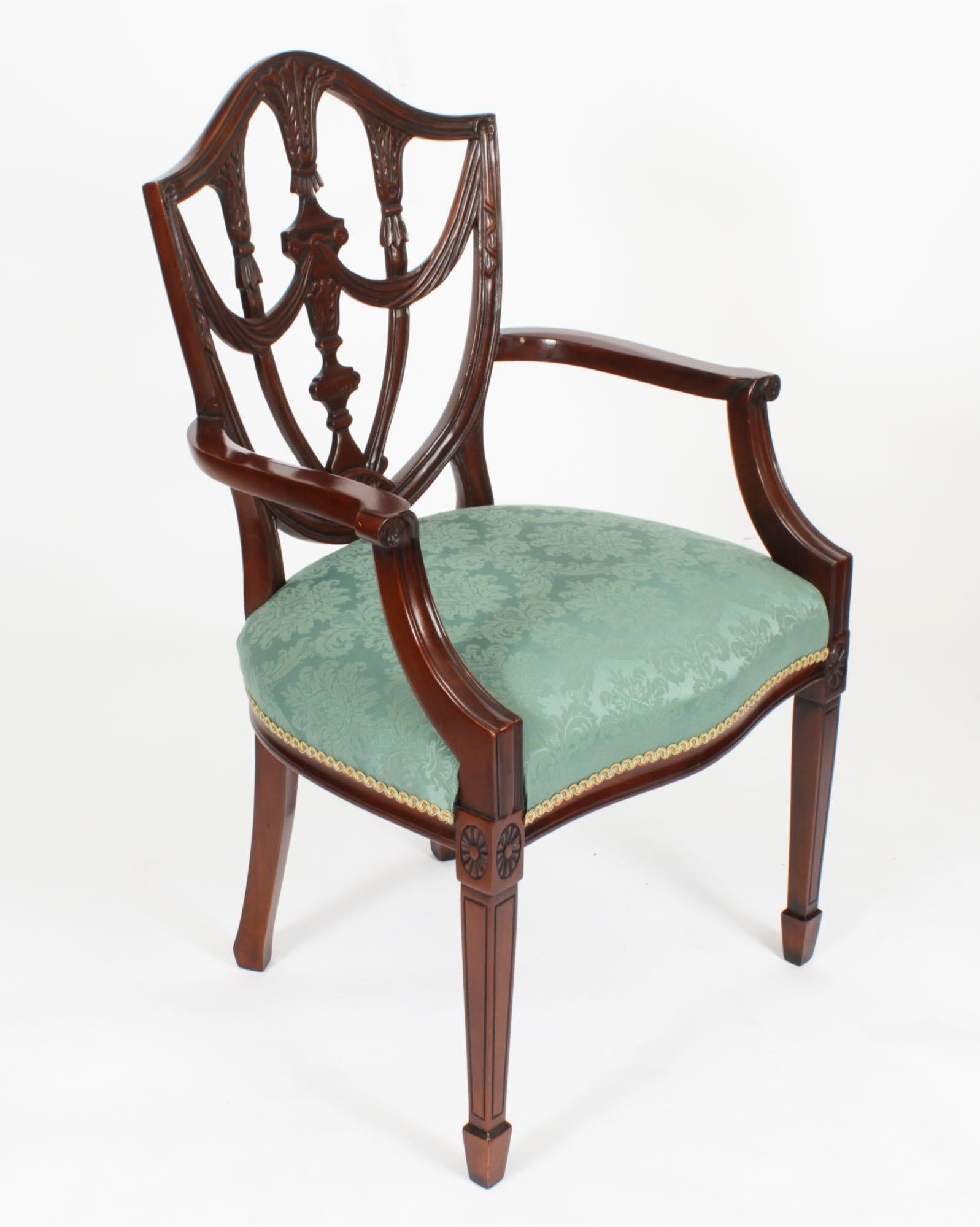 Vintage Set of Twelve Federal Revival shield back dining chair 20th C For Sale 12