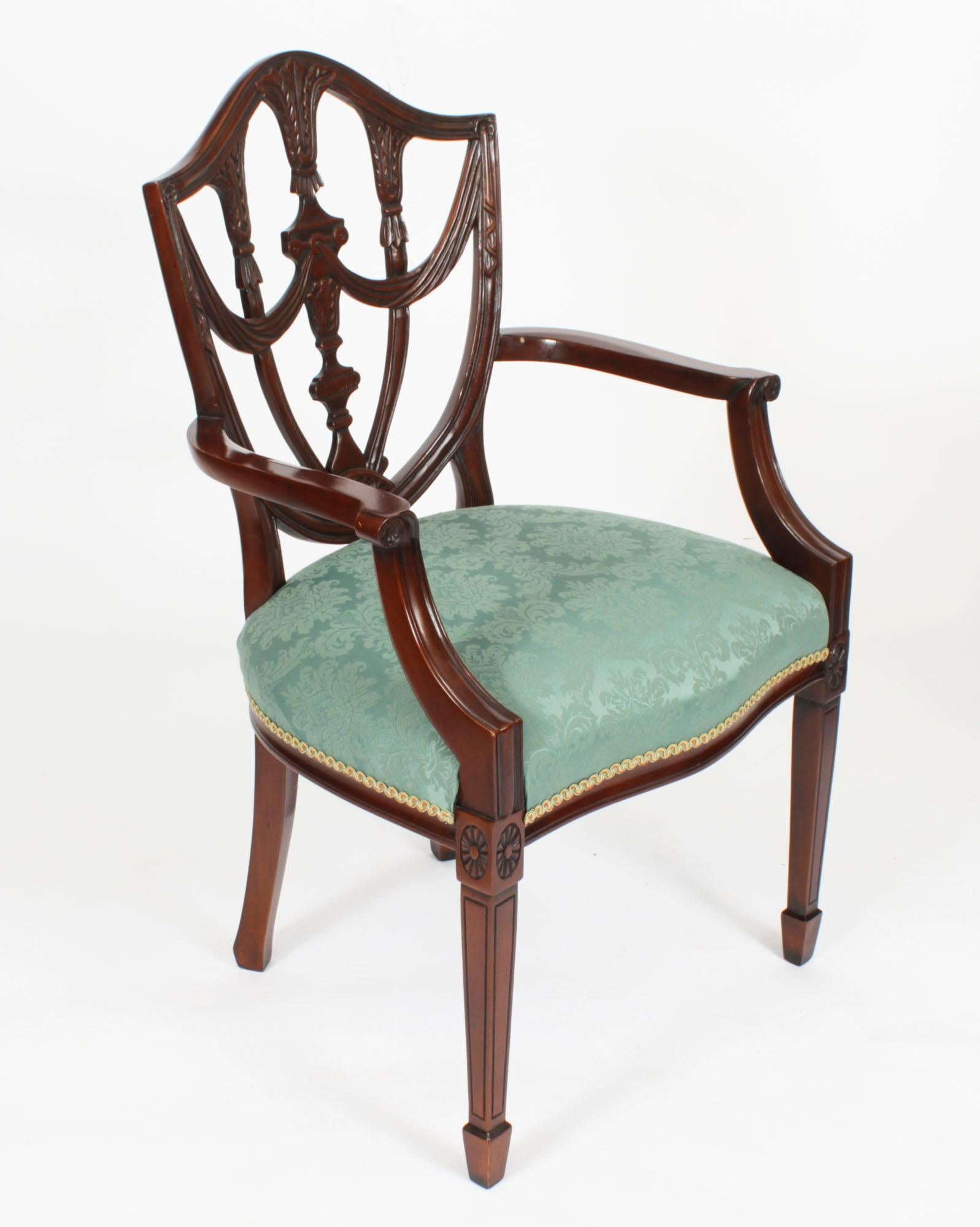 Vintage Set of Twelve Federal Revival Shield Back Dining Chairs 20th Century For Sale 13