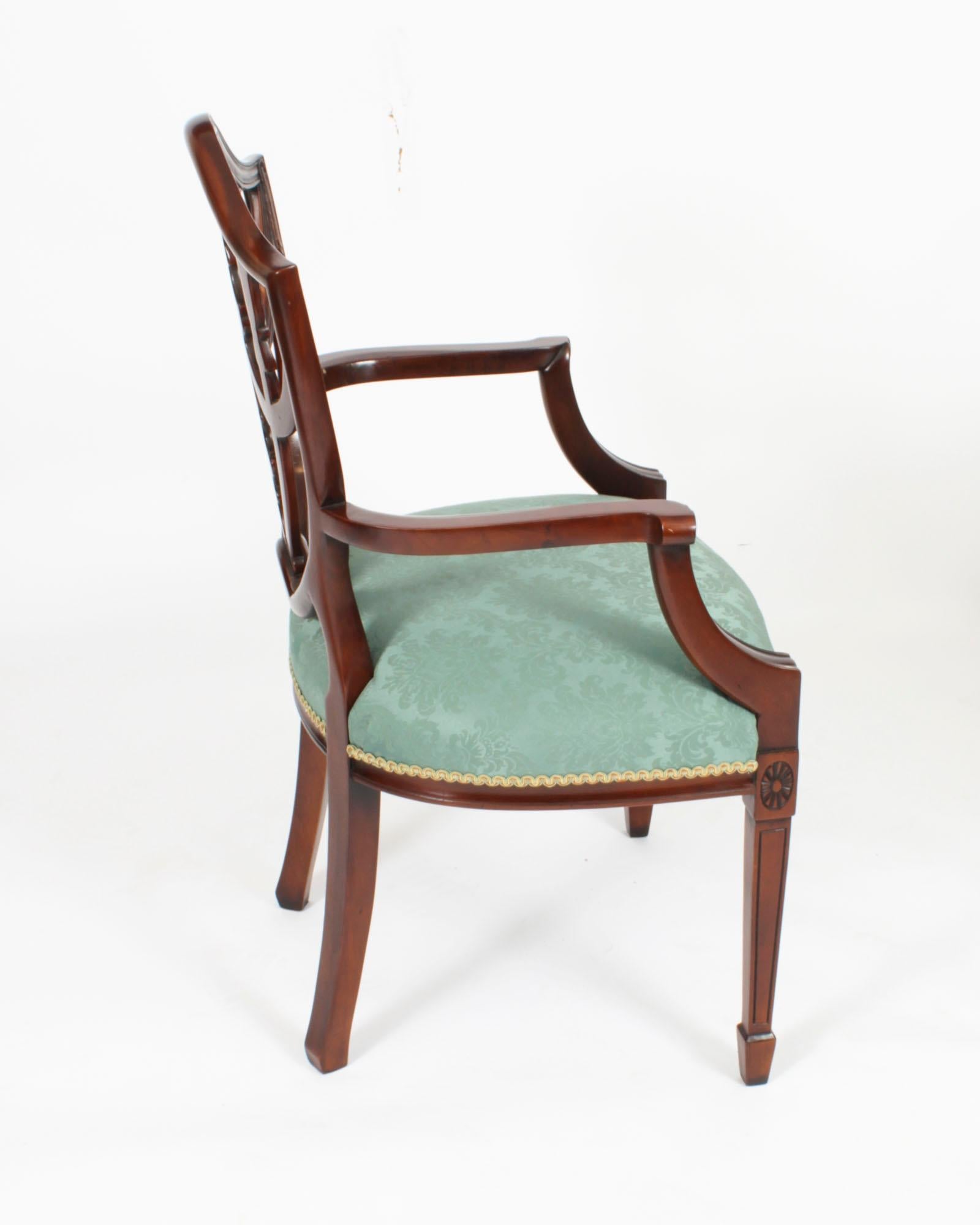 Vintage Set of Twelve Federal Revival Shield Back Dining Chairs 20th Century For Sale 14