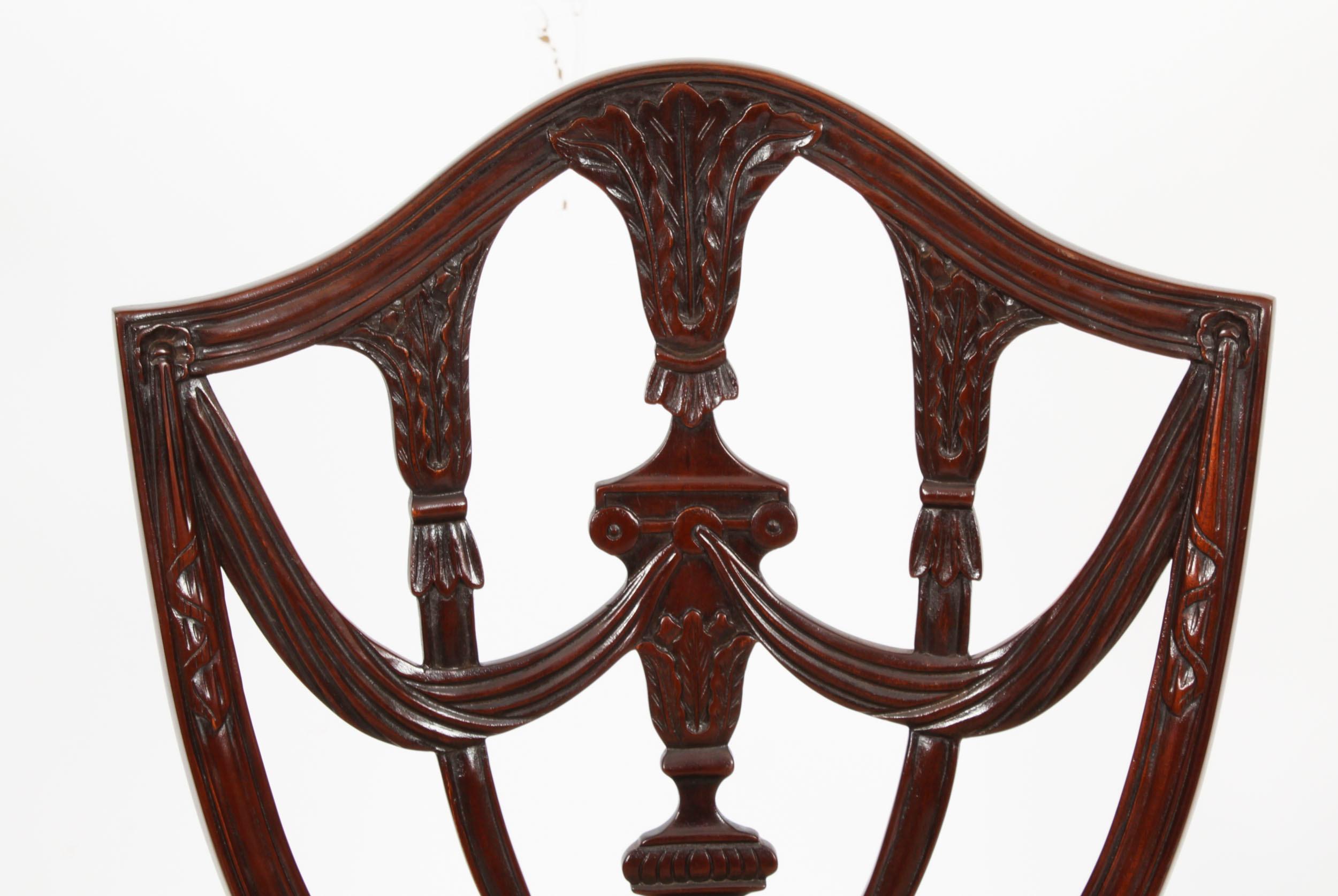 Vintage Set of Twelve Federal Revival Shield Back Dining Chairs 20th Century For Sale 1