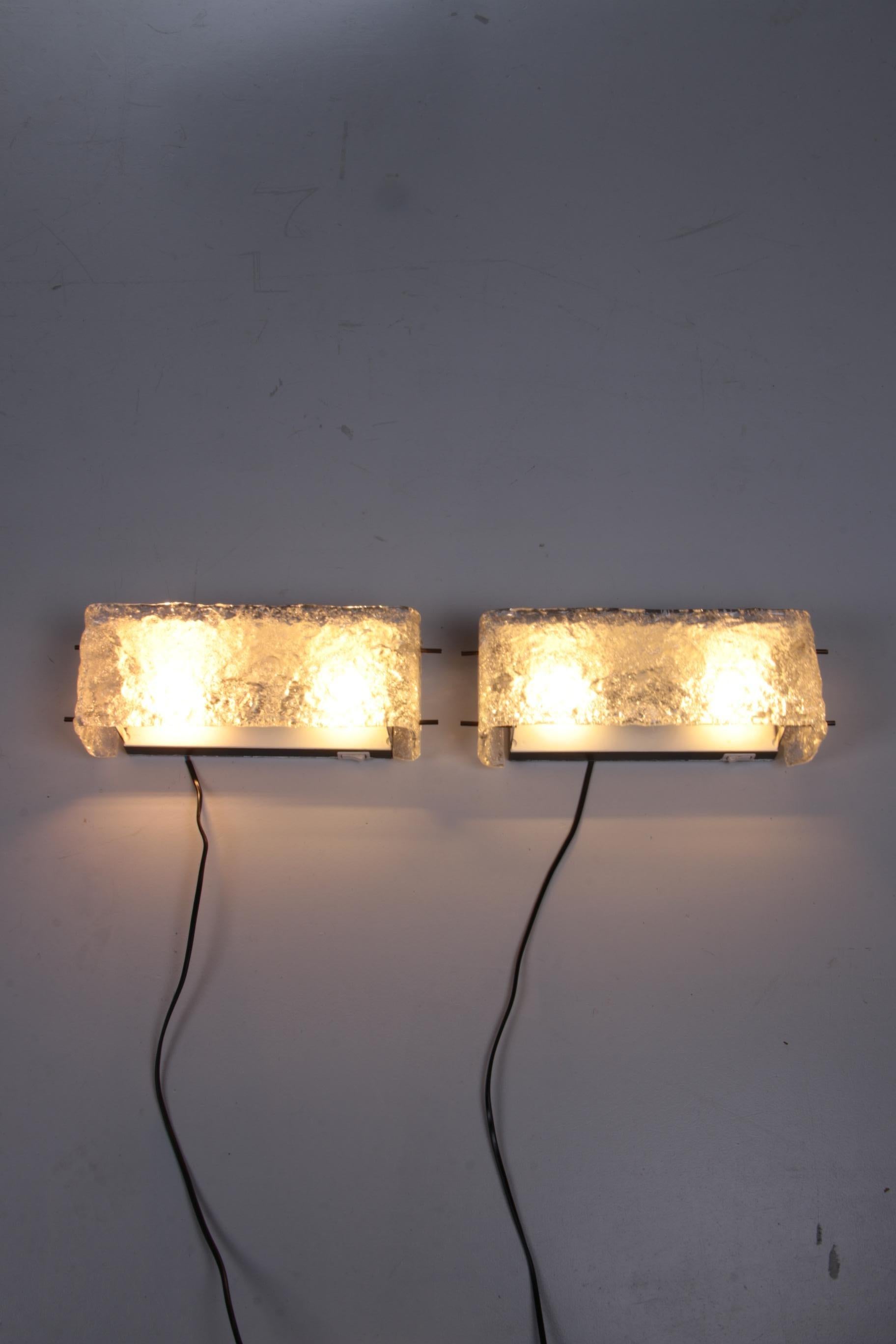 Mid-Century Modern Vintage Set of Two German Kalmar Wall Lamps with Ice Glass, 1960s For Sale