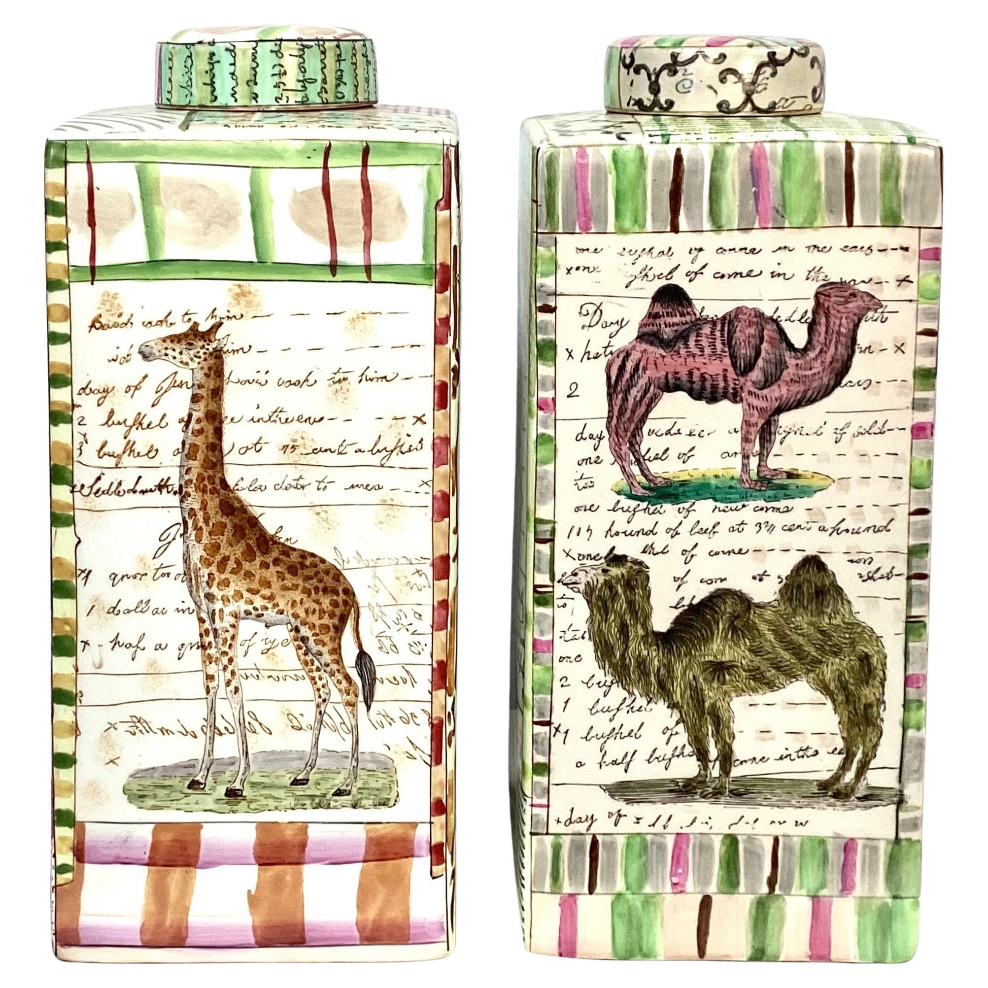 Set aus zwei John Derian Dschungel-Tiers-Porzellangefäßen mit Deckeln, Vintage im Angebot