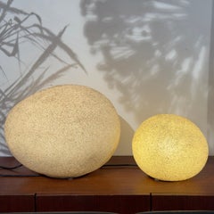 Set di due lampade da terra "Moon Rock" vintage disegnate da Andre Cazenave, anni '70