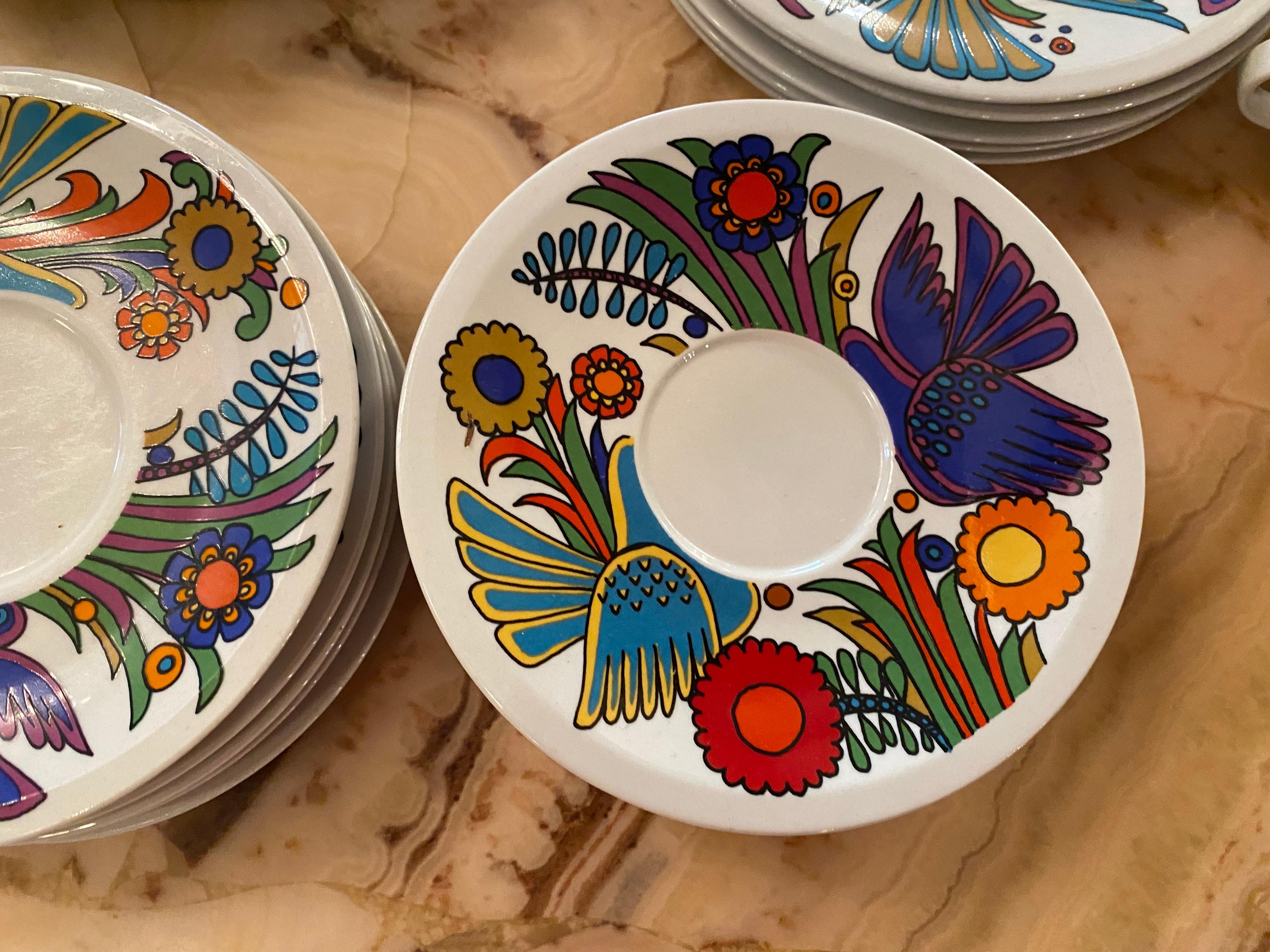 Vintage Set of Villeroy and Boch Acapulco Dinnerware In Good Condition In San Antonio, TX